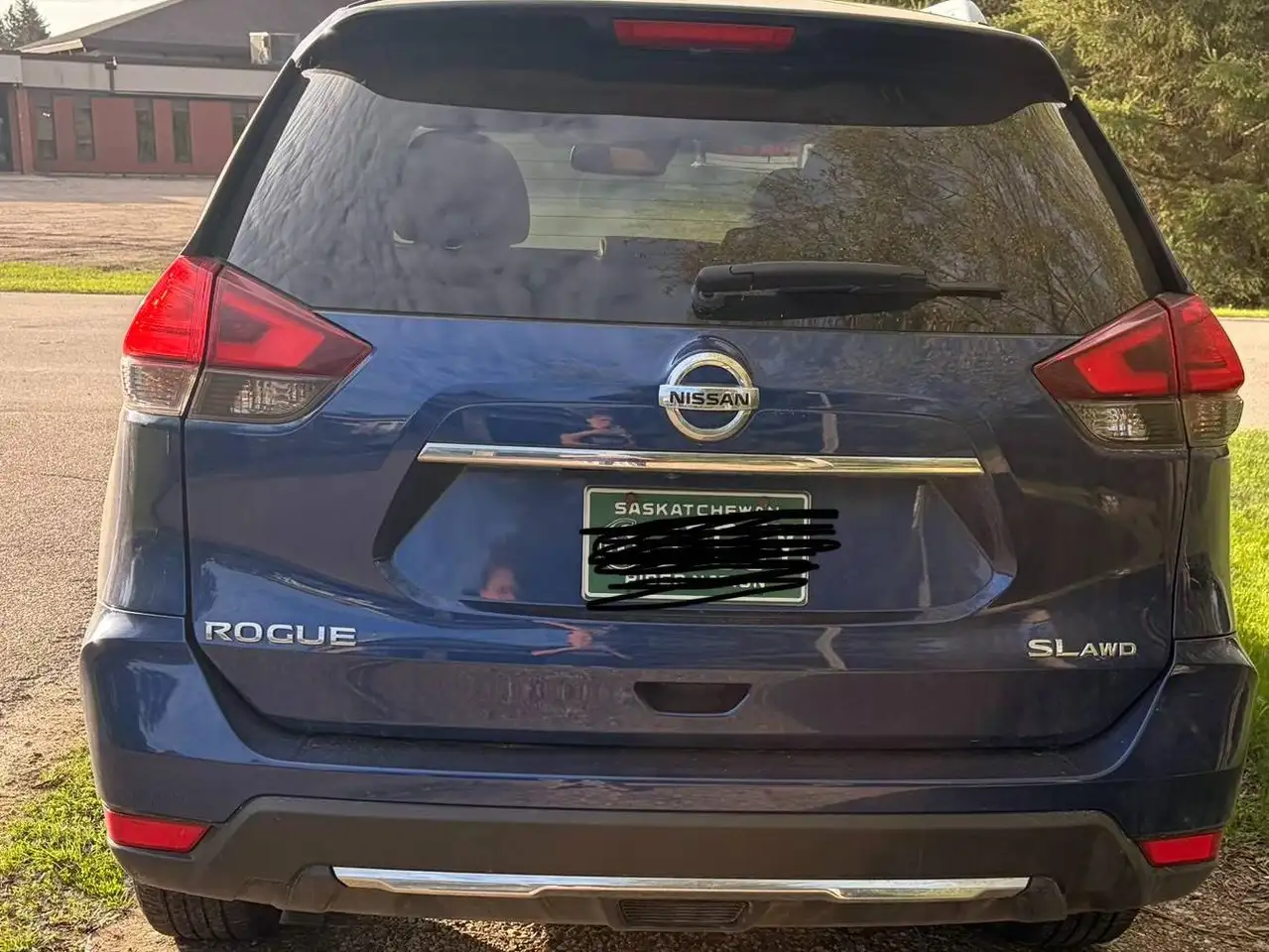 Nissan Rogue снимка Nissan Rogue