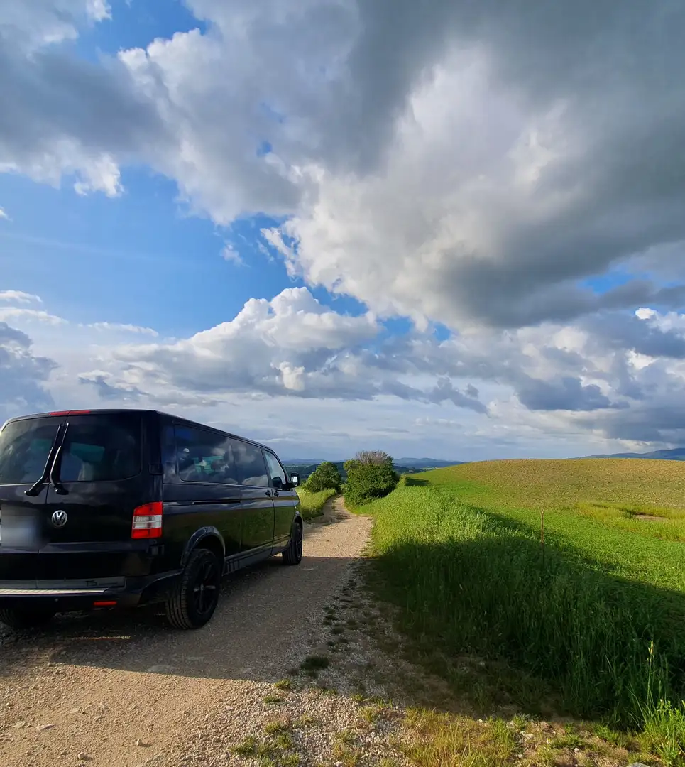 Volkswagen T5 Caravelle 2000 benzina Černá - 2