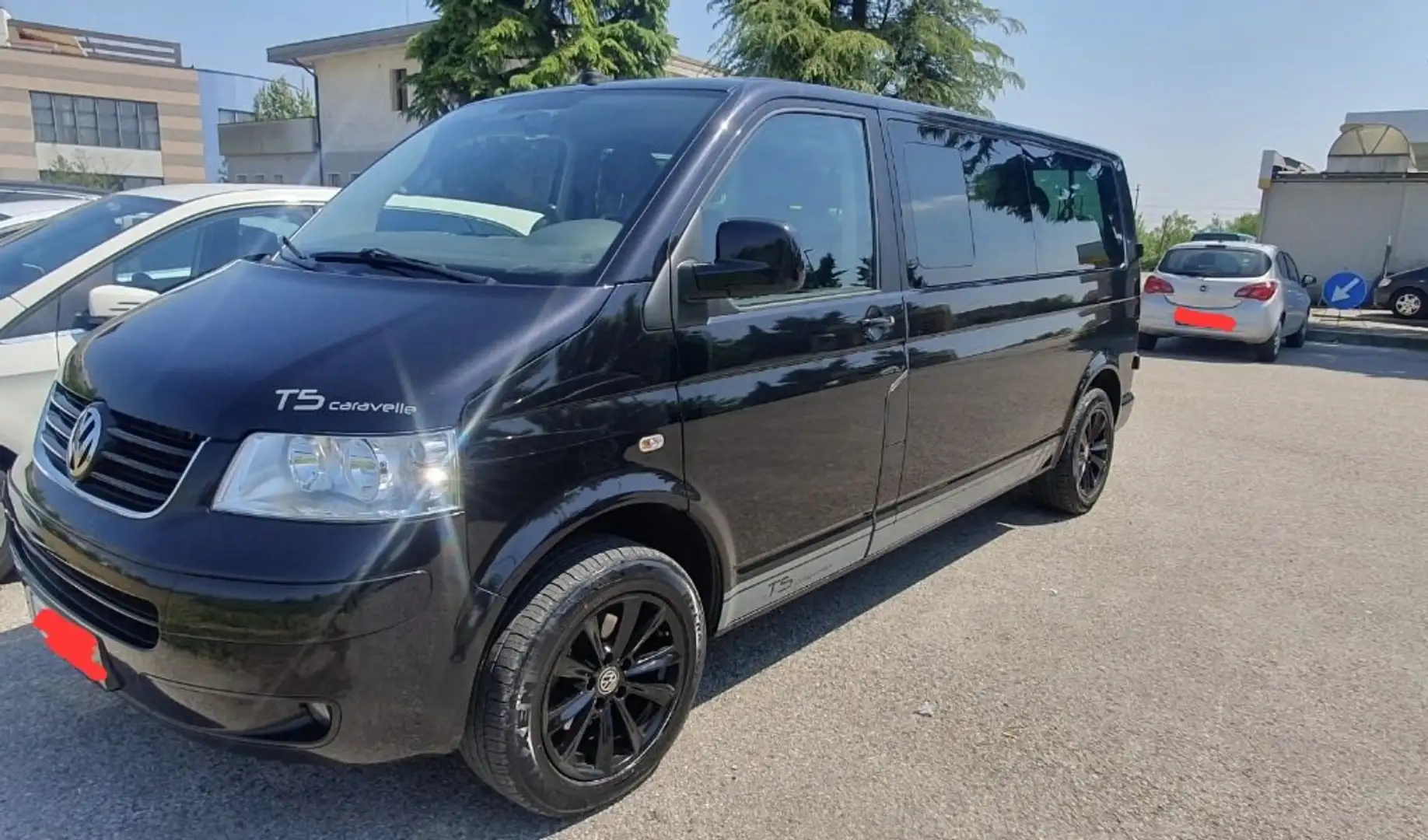 Volkswagen T5 Caravelle 2000 benzina Černá - 1