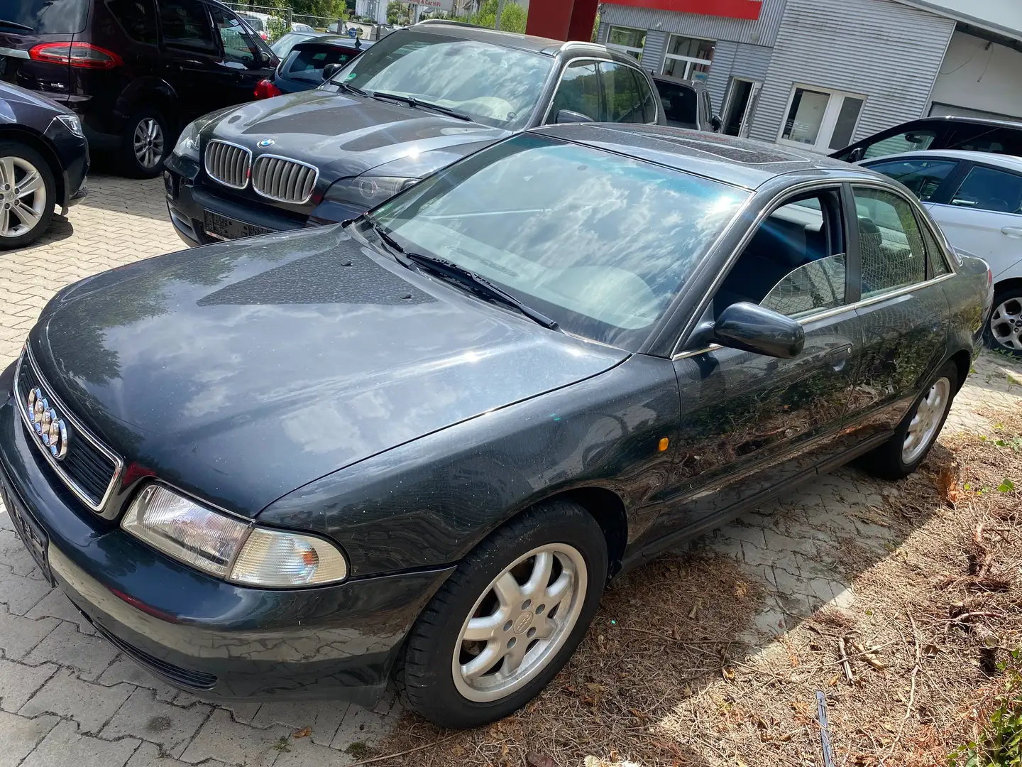 Audi A4 2.4 Lim Automatik Scheckheft 1Hand Tuv 1/26 S-Line Noir - 1