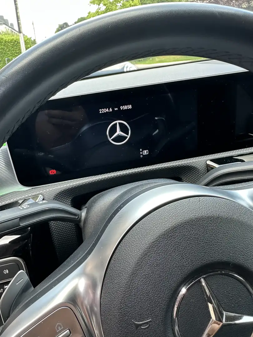 Mercedes-Benz A 180 d Business Solution AMG - 1