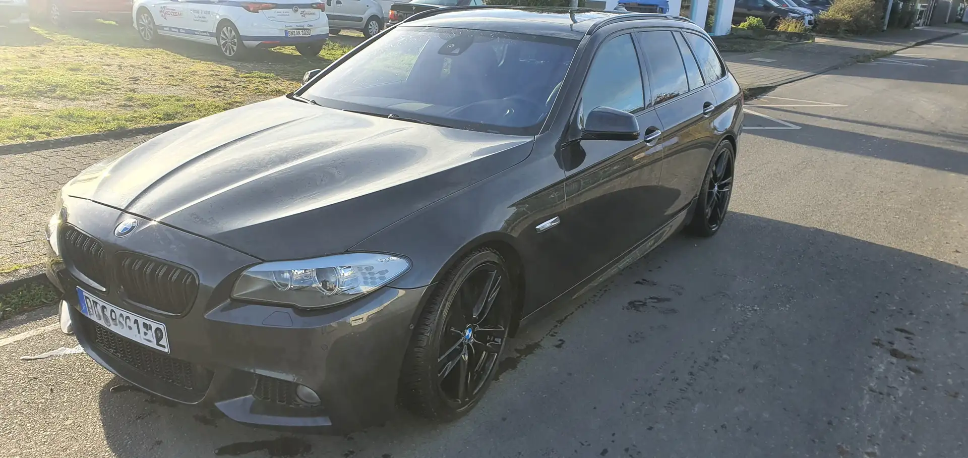 BMW 535 535d xDrive Touring Sport-Aut. Brązowy - 1