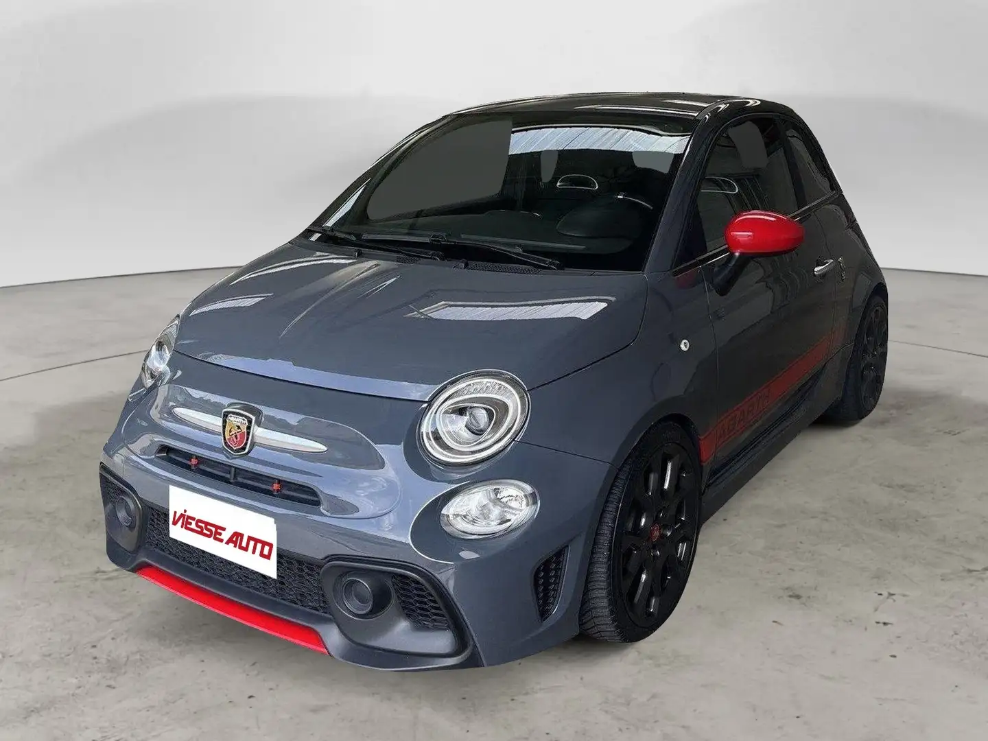 Abarth 595 1.4 t-jet 145cv Šedá - 1