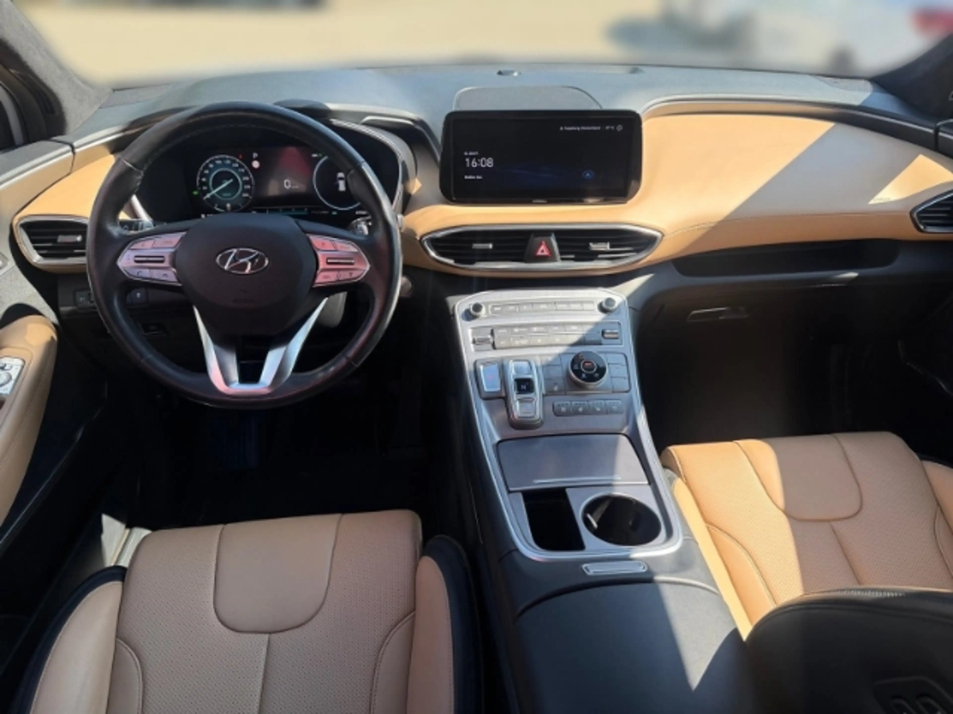 Hyundai SANTA FE 1.6 Signature PHEV +LEDER+KLIMA+NAVI+PDC+UVM — photo 11