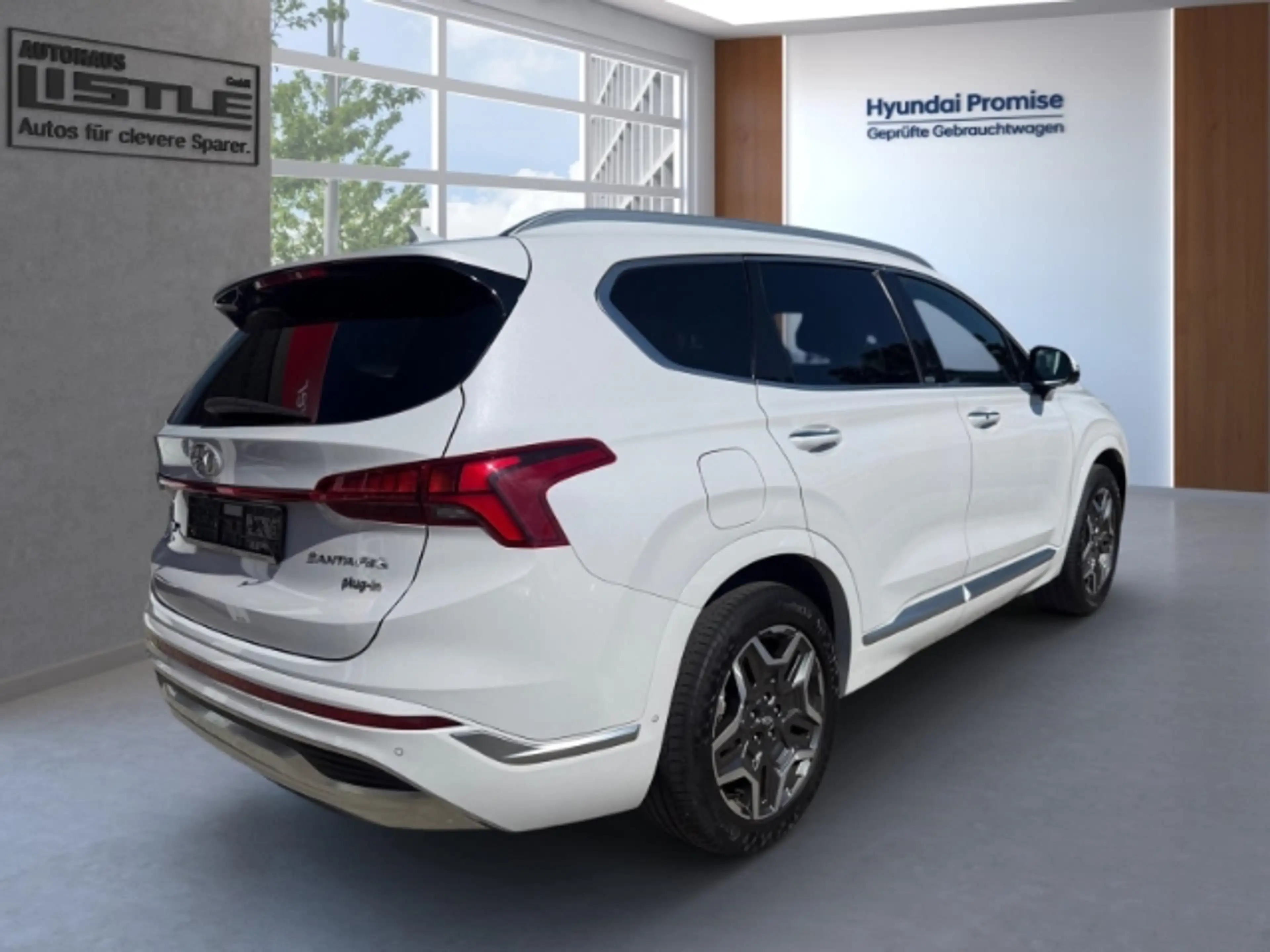Hyundai SANTA FE 1.6 Signature PHEV +LEDER+KLIMA+NAVI+PDC+UVM — photo 3