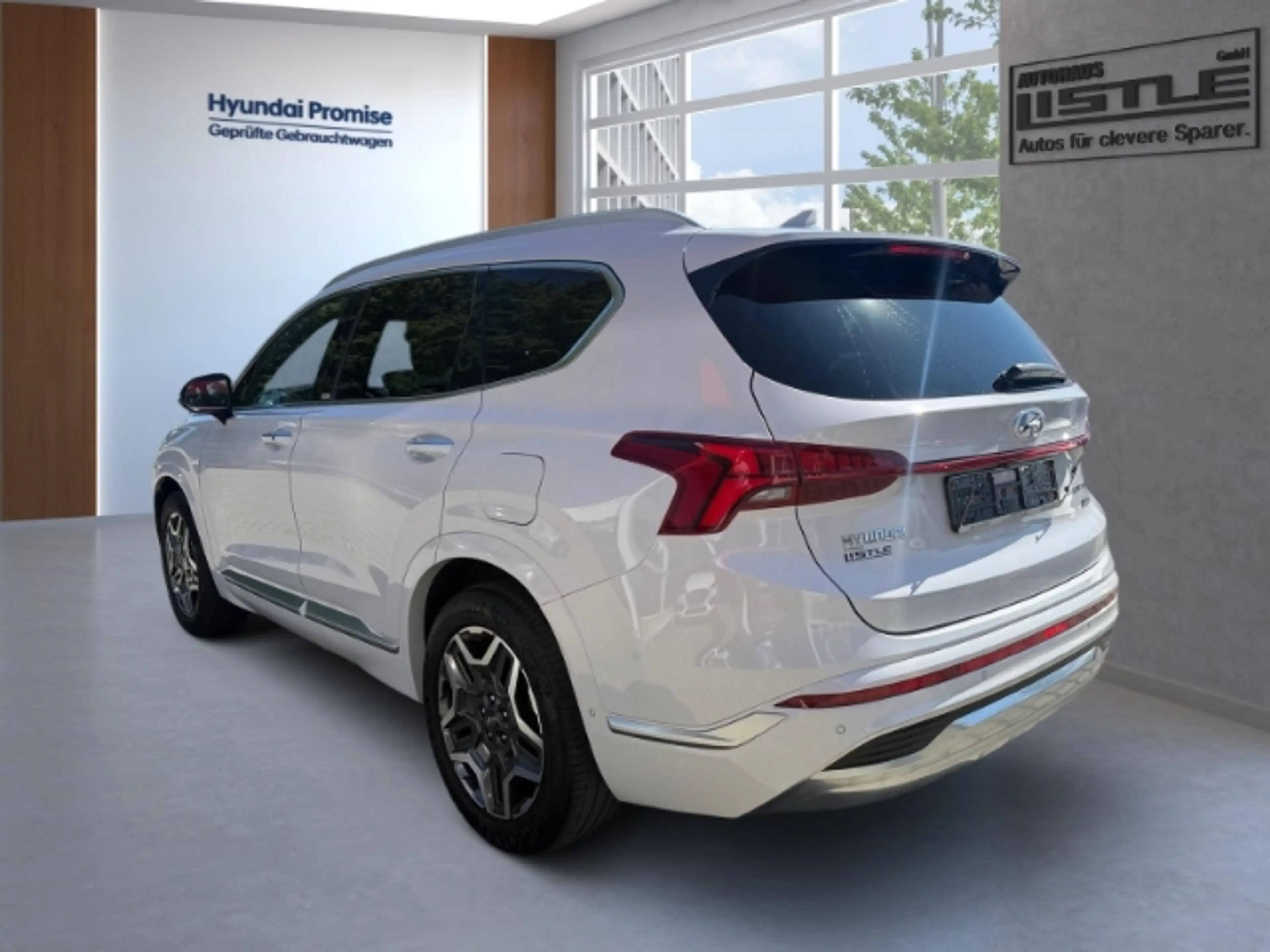 Hyundai SANTA FE 1.6 Signature PHEV +LEDER+KLIMA+NAVI+PDC+UVM — photo 4