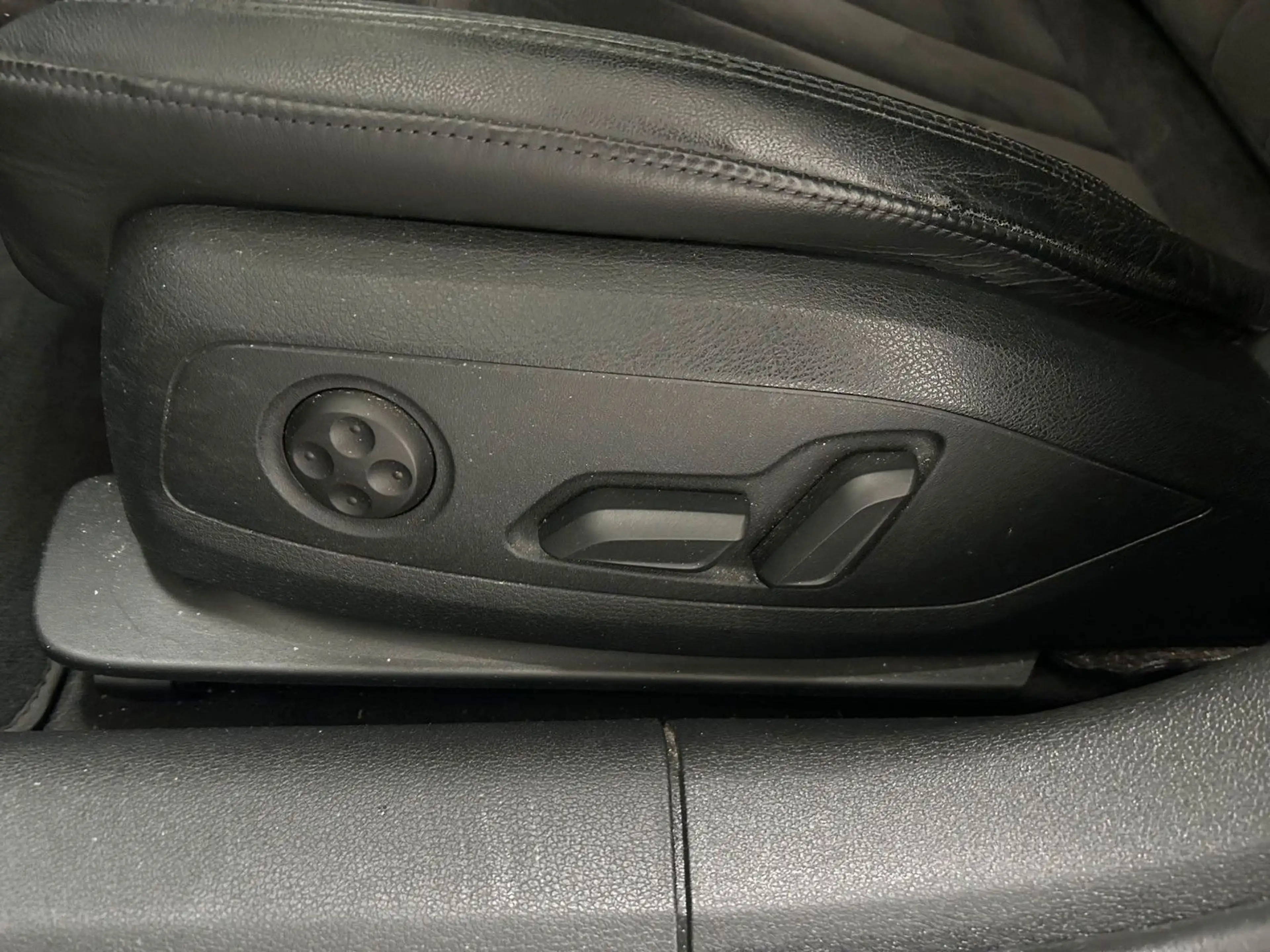 Audi A4 Avant sport virtual Cockpit Alcantara Navi — photo 13