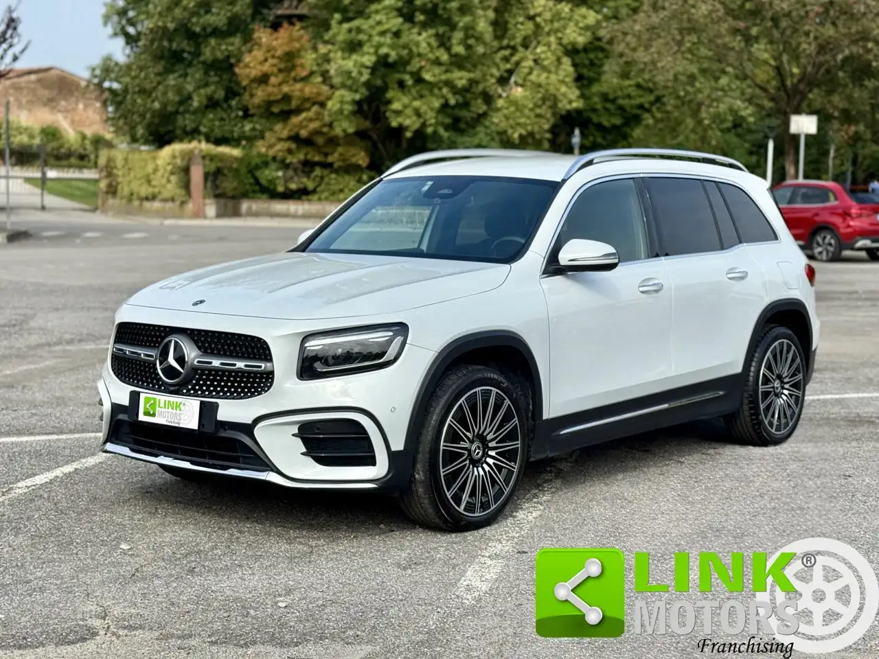 Mercedes-Benz GLB 200