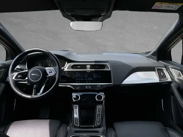 Jaguar I-Pace view 4
