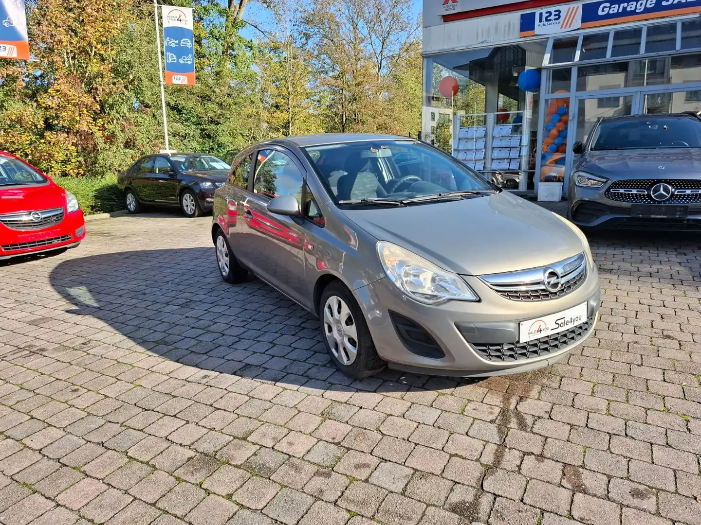 Opel Corsa 1.2i Cosmo brončana - 2