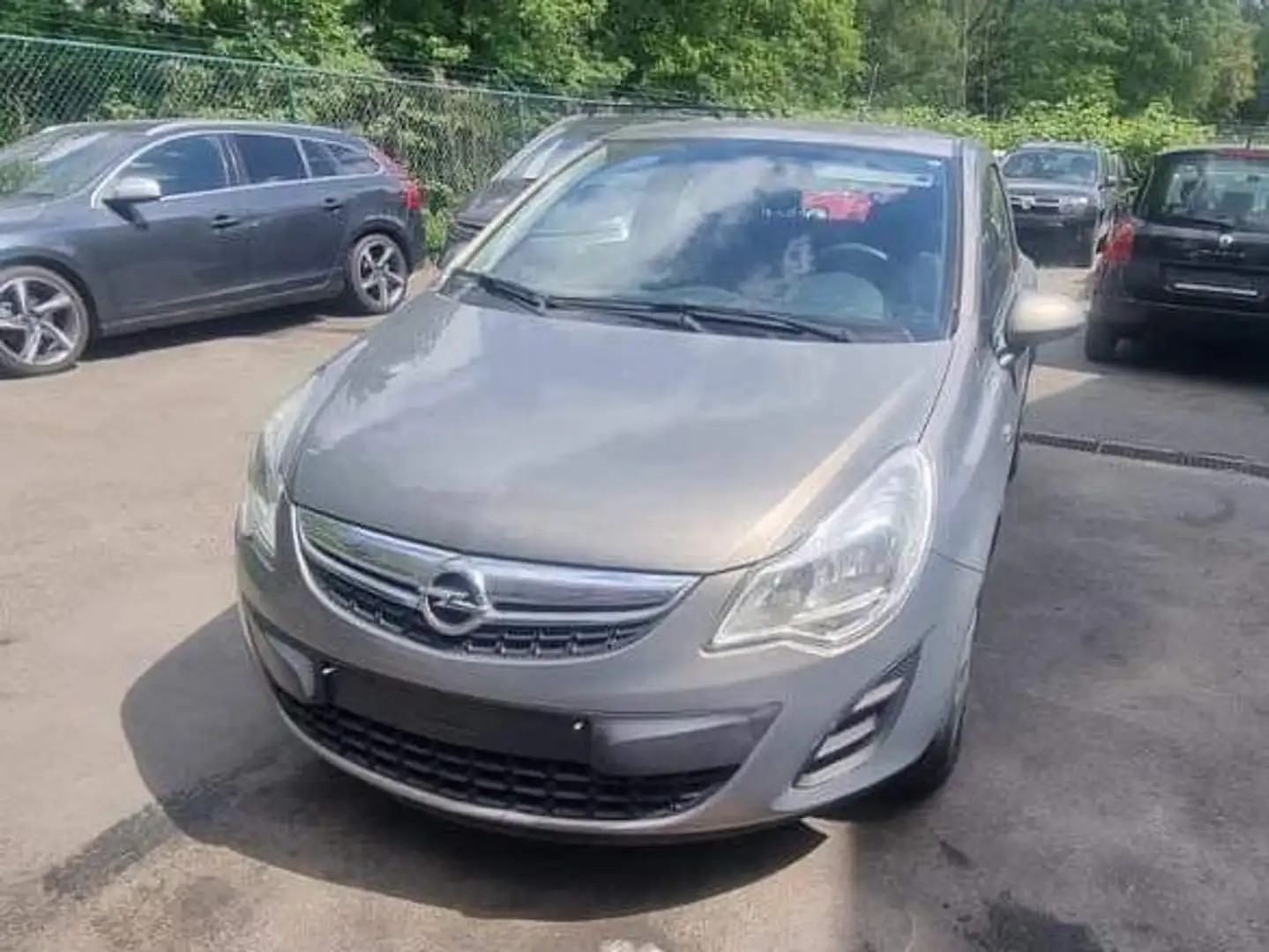 Opel Corsa 1.2i Cosmo Bronzová - 1