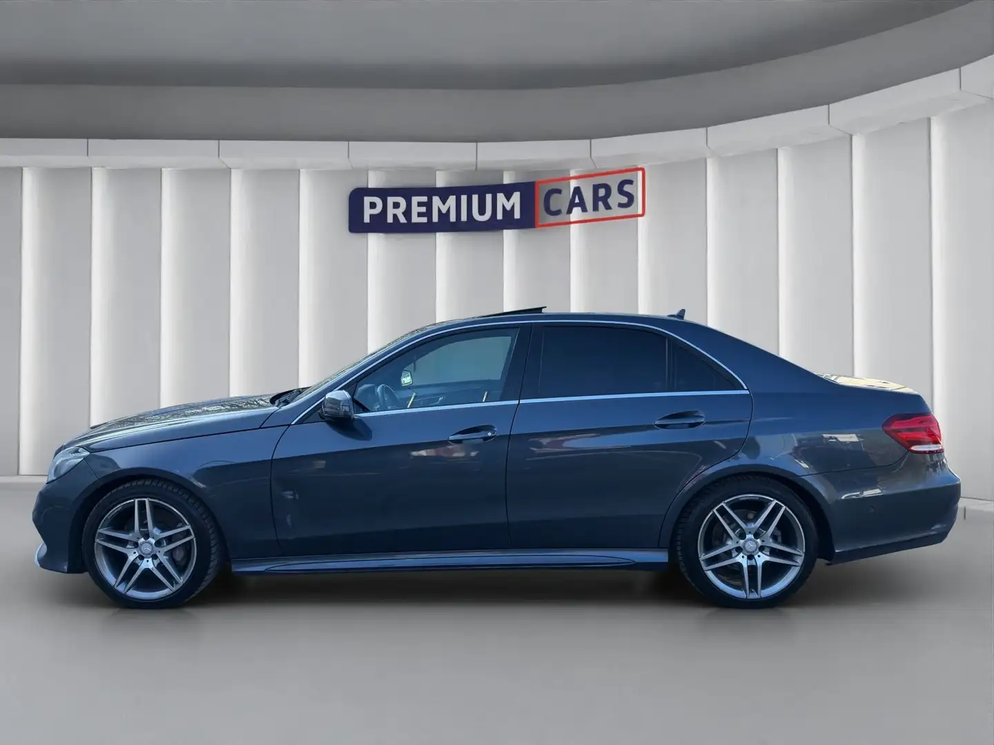 Mercedes-Benz E 350 E350 BlueTec 4Matic Lim. AMG-Line *Garantie* Grijs - 2