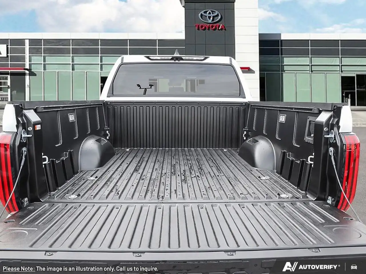 Toyota Tundra снимка Toyota Tundra