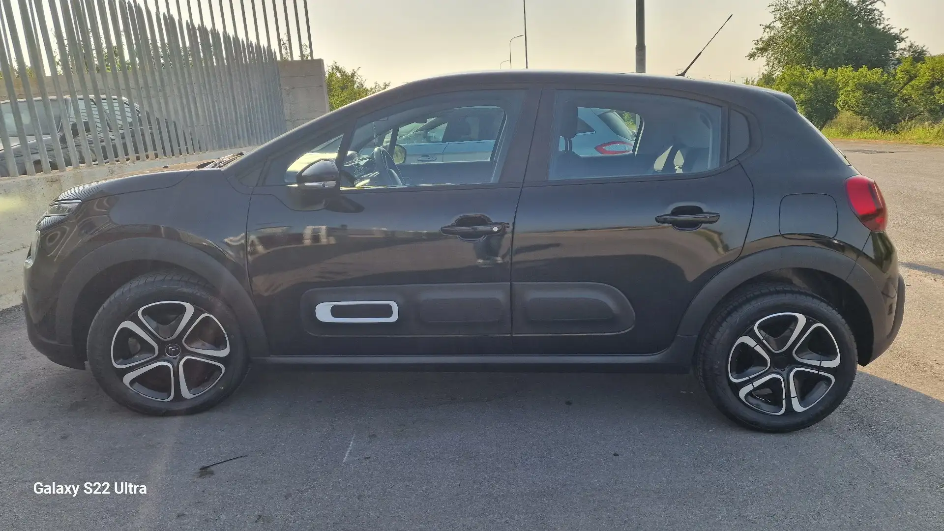 Citroen C3 1.5 bluehdi Shine Pack s&s 100cv my20 - 1