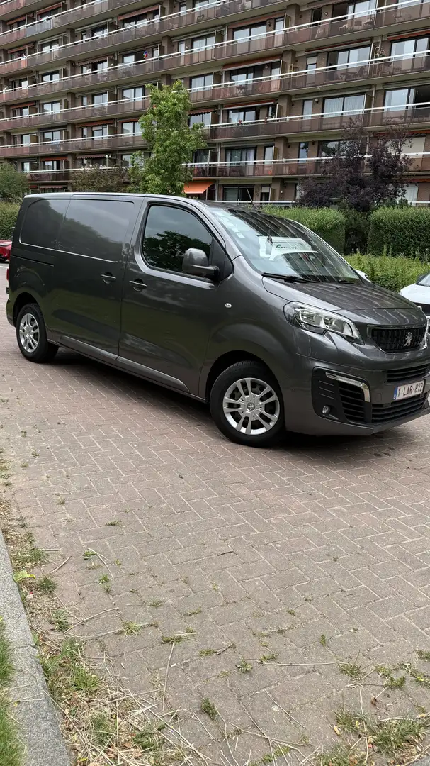 Peugeot Expert 2.0 HDI. L2H2 Gris - 2