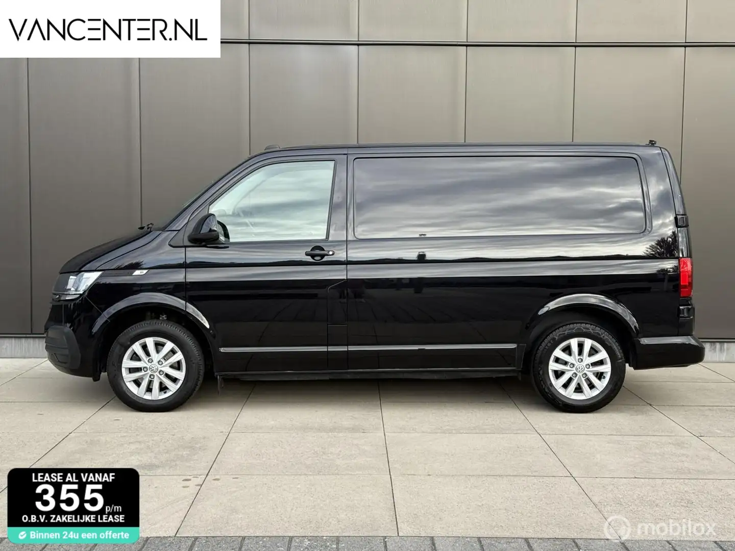 Volkswagen T6.1 Transporter L1 2.0 TDI 150PK DSG Automaat Carplay Schwarz - 2