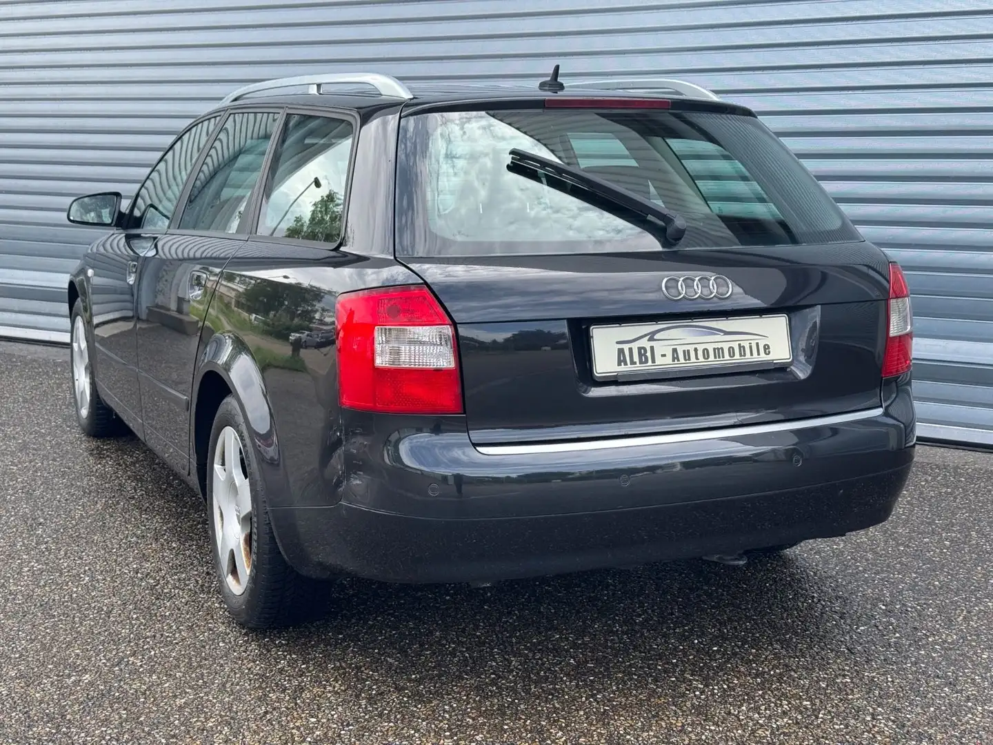 Audi A4 2.5TDI 120kw Navi PDC Tempomat Nero - 2