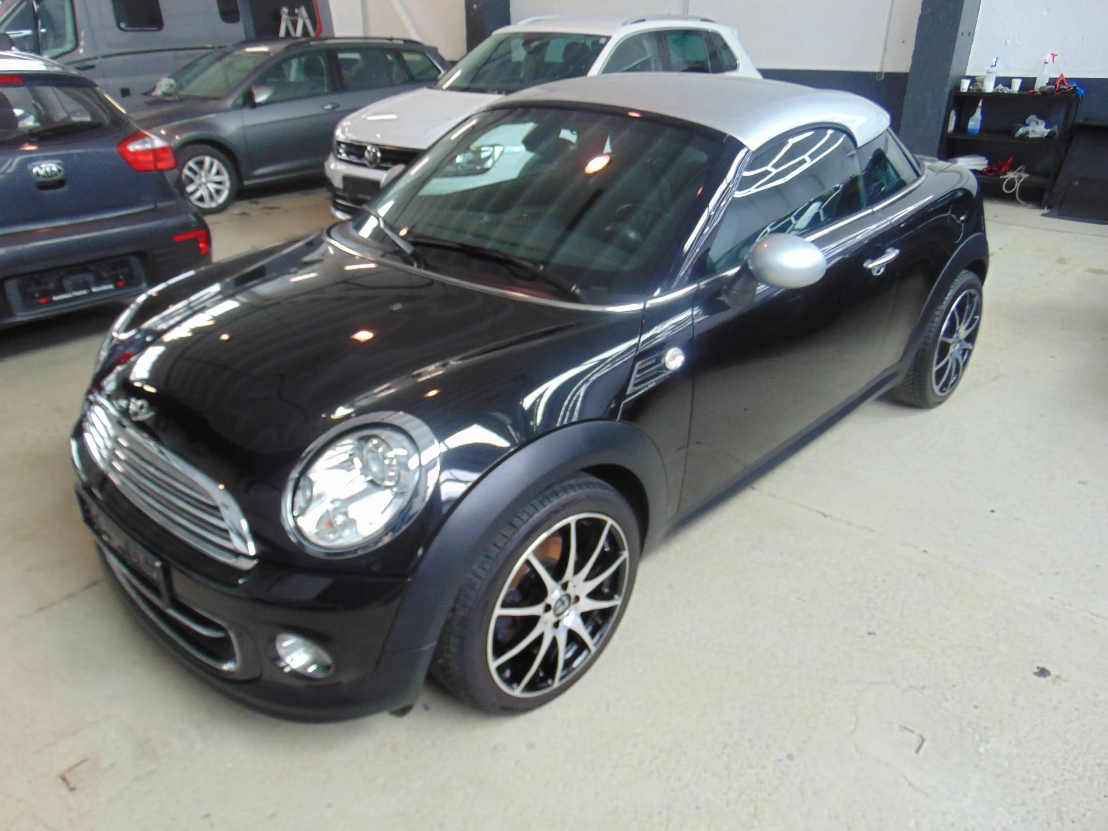 MINI Cooper Coupe 1.6 Cooper! mit Top-Ausstattung! TÜV neu!