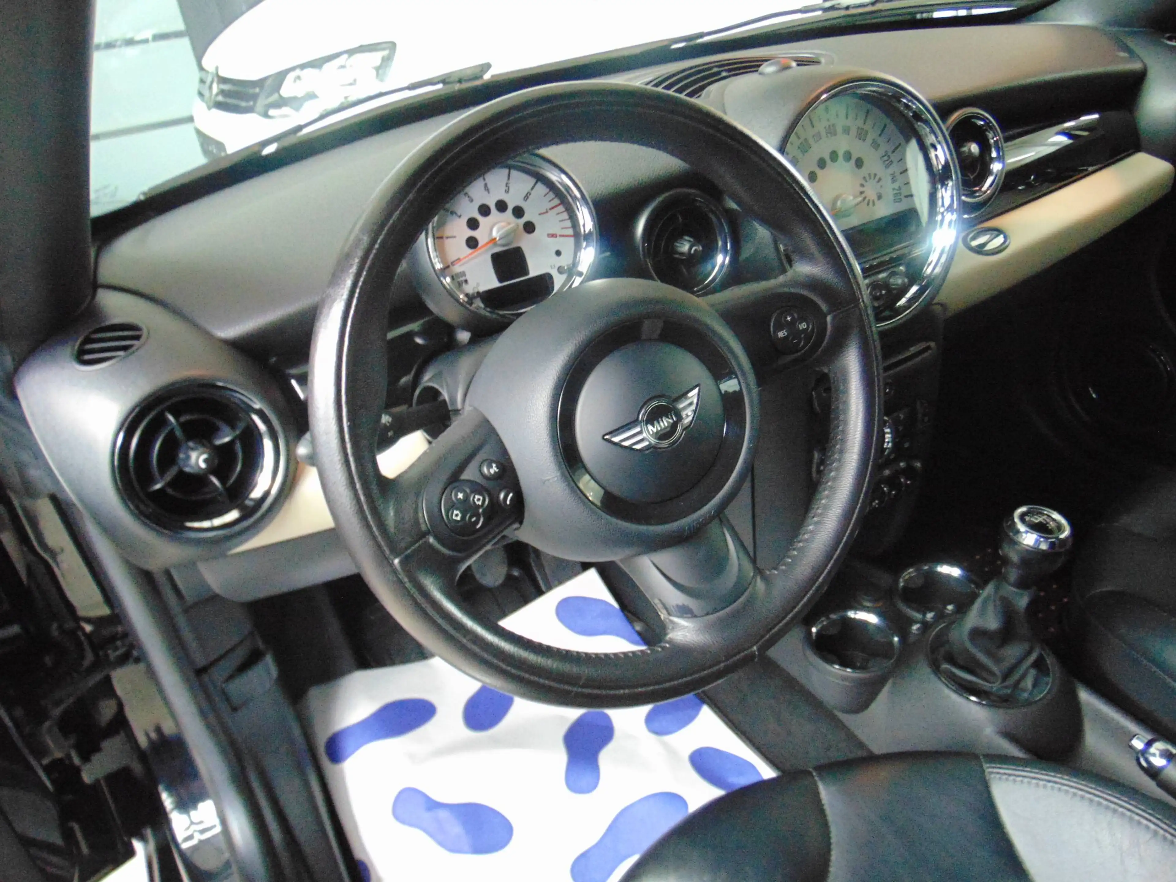 MINI Cooper Coupe 1.6 Cooper! mit Top-Ausstattung! TÜV neu! — photo 9