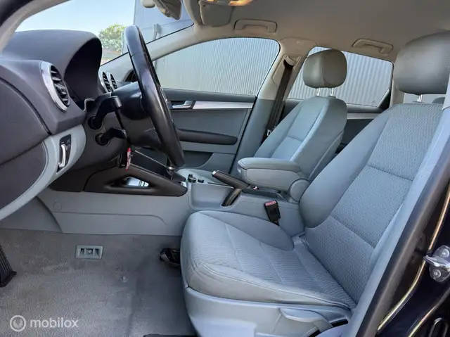 Audi A3 view 4