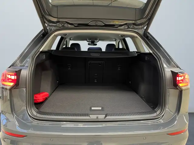 Volkswagen Golf view 14