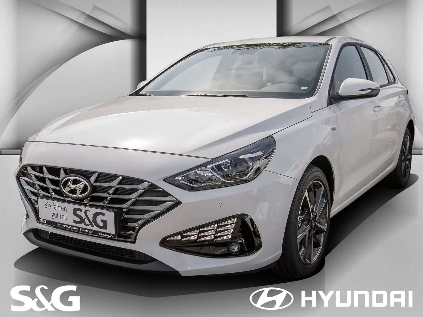 Hyundai i30 Mild-Hybrid+Kamera+Navi+Shz+Eph v/h+u.v.m. Bílá - 1