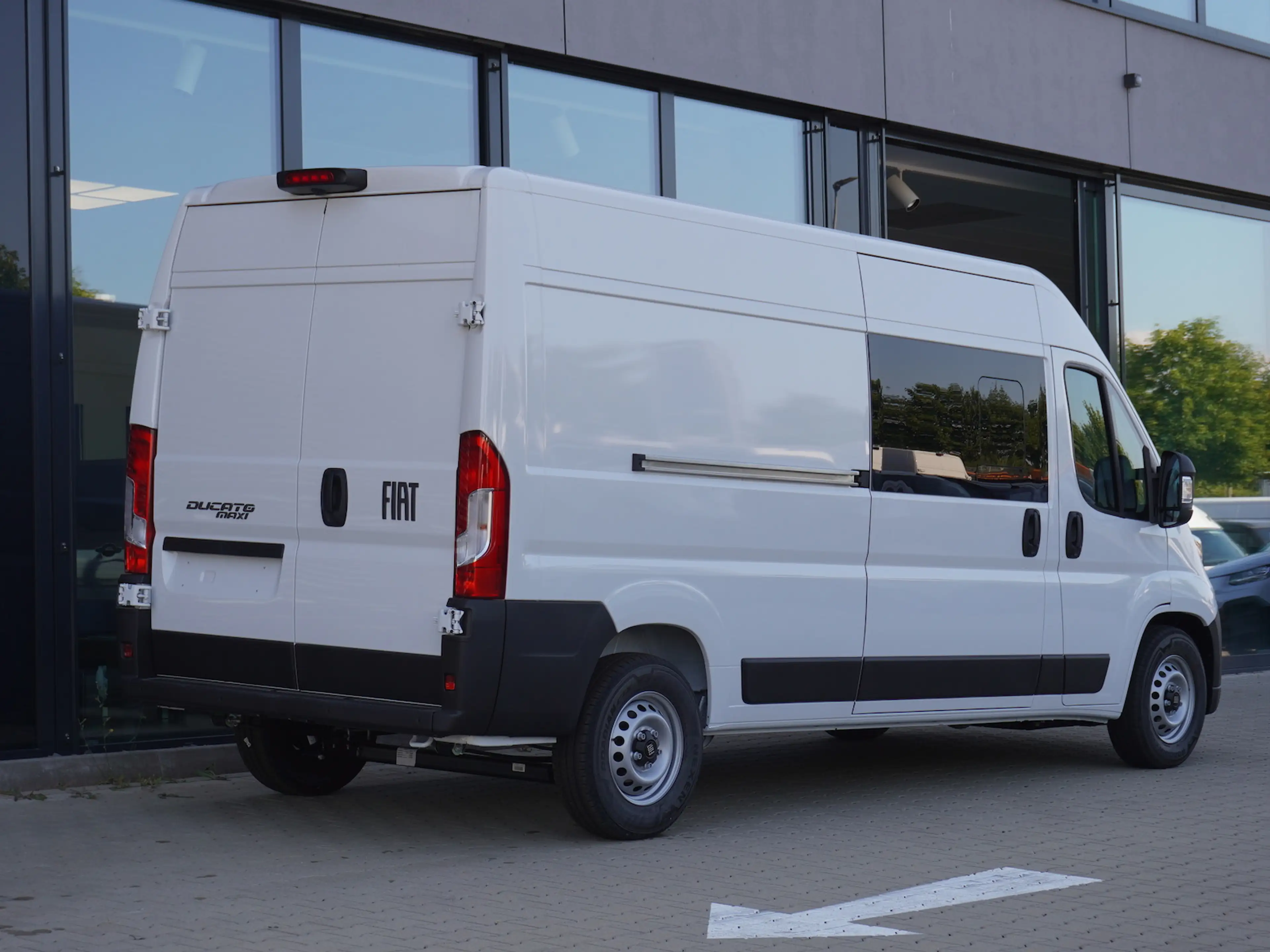 Fiat Ducato Maxi 35 L3H2 140 / Snoeks 7-Sitzer — photo 2