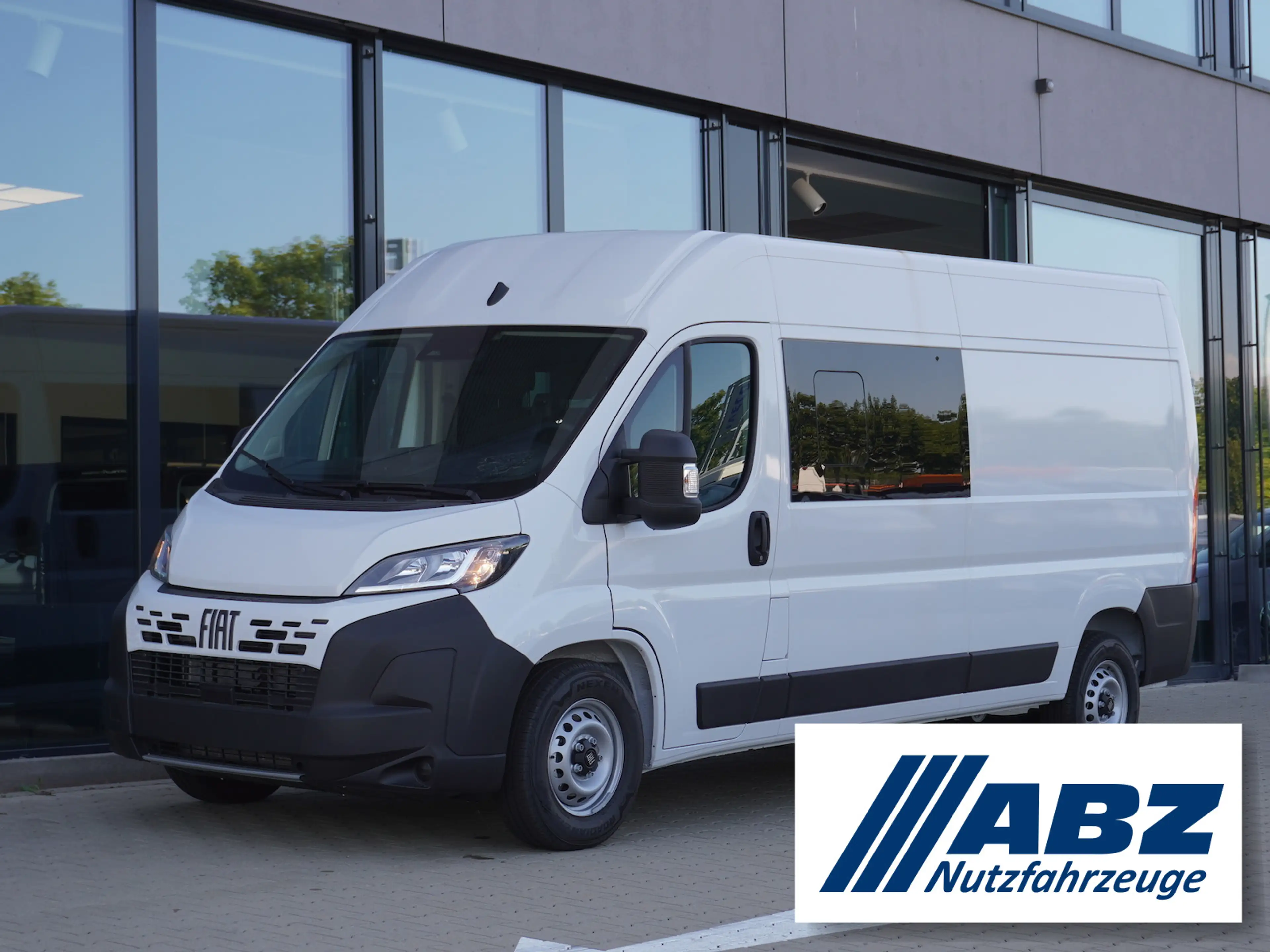 Fiat Ducato Maxi 35 L3H2 140 / Snoeks 7-Sitzer