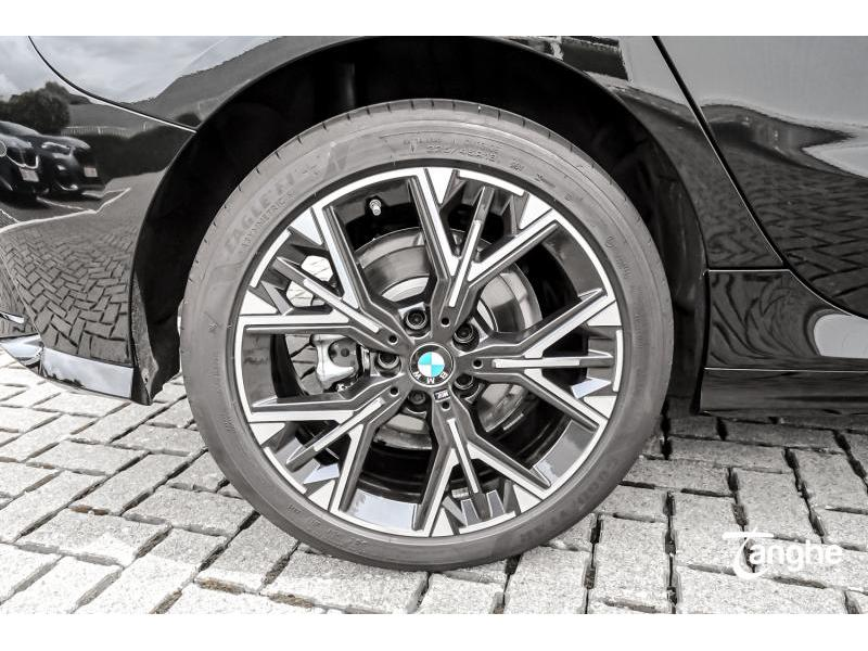 BMW 116 M Sport Design — photo 8