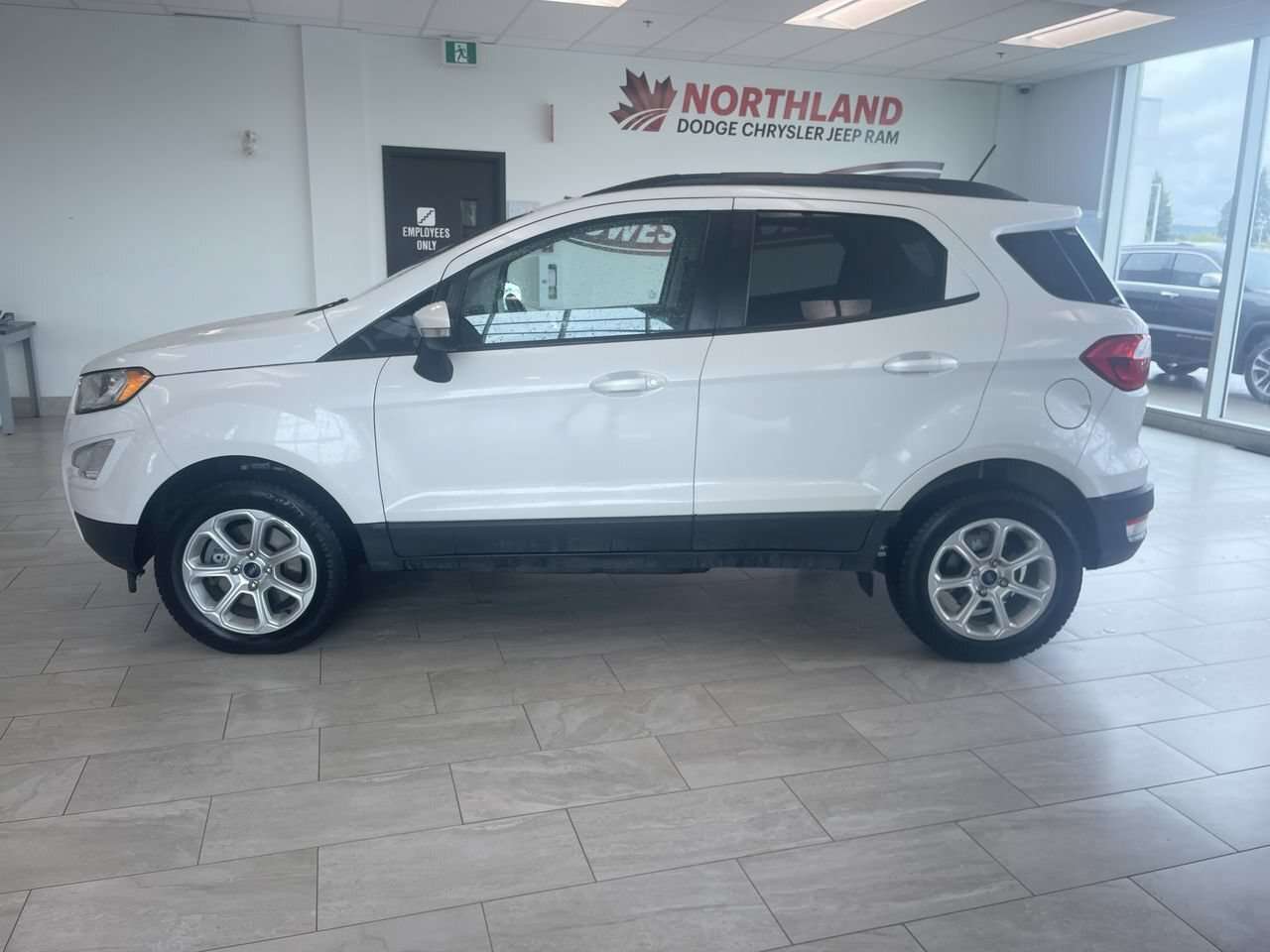 2018 Ford EcoSport SE | 4WD | Sunroof | NAV | Apple CarPlay | Remote — снимка 1