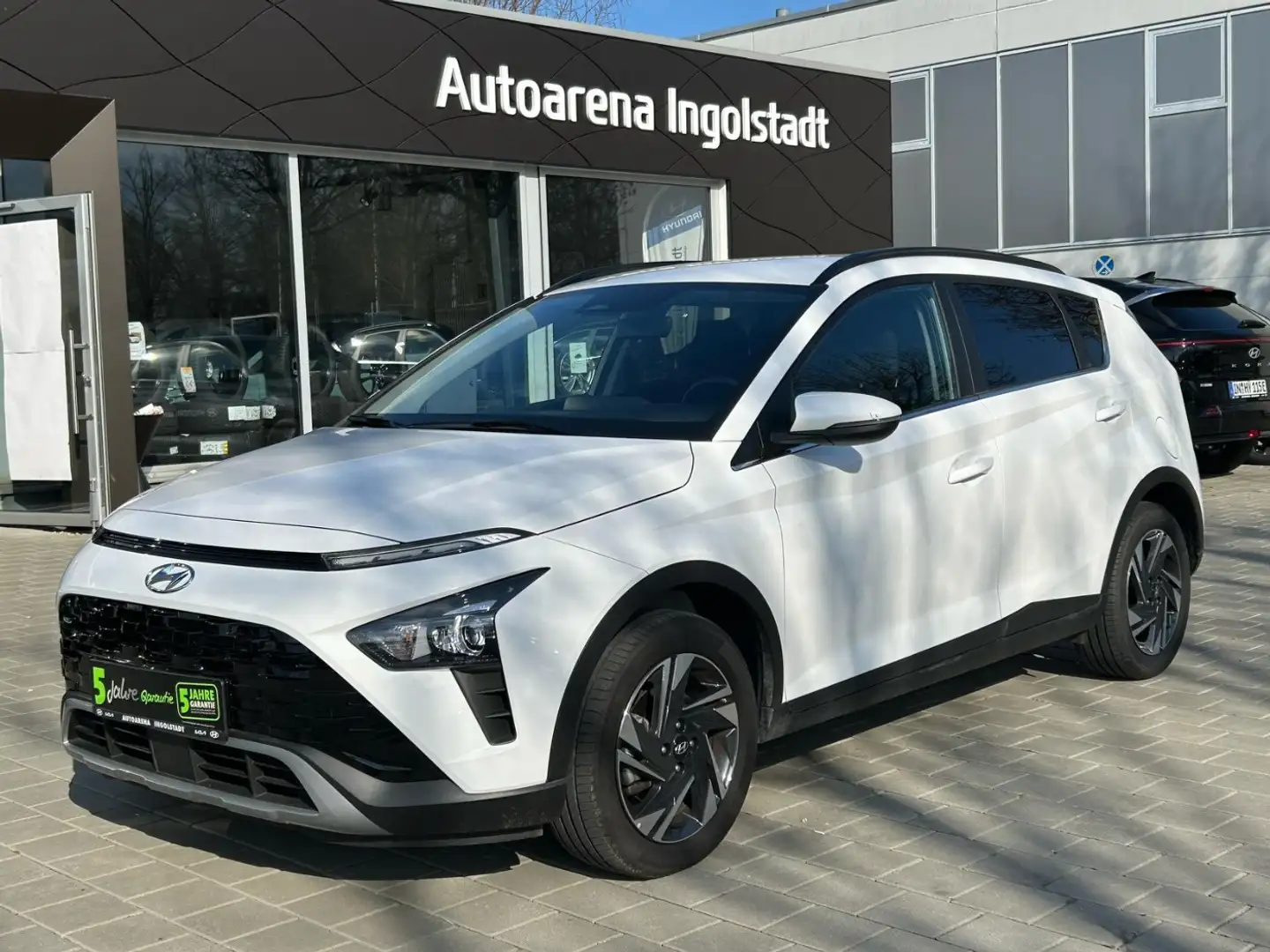 Hyundai BAYON 1.0 T-GDI Select Einparkhilfe hinten Bílá - 2