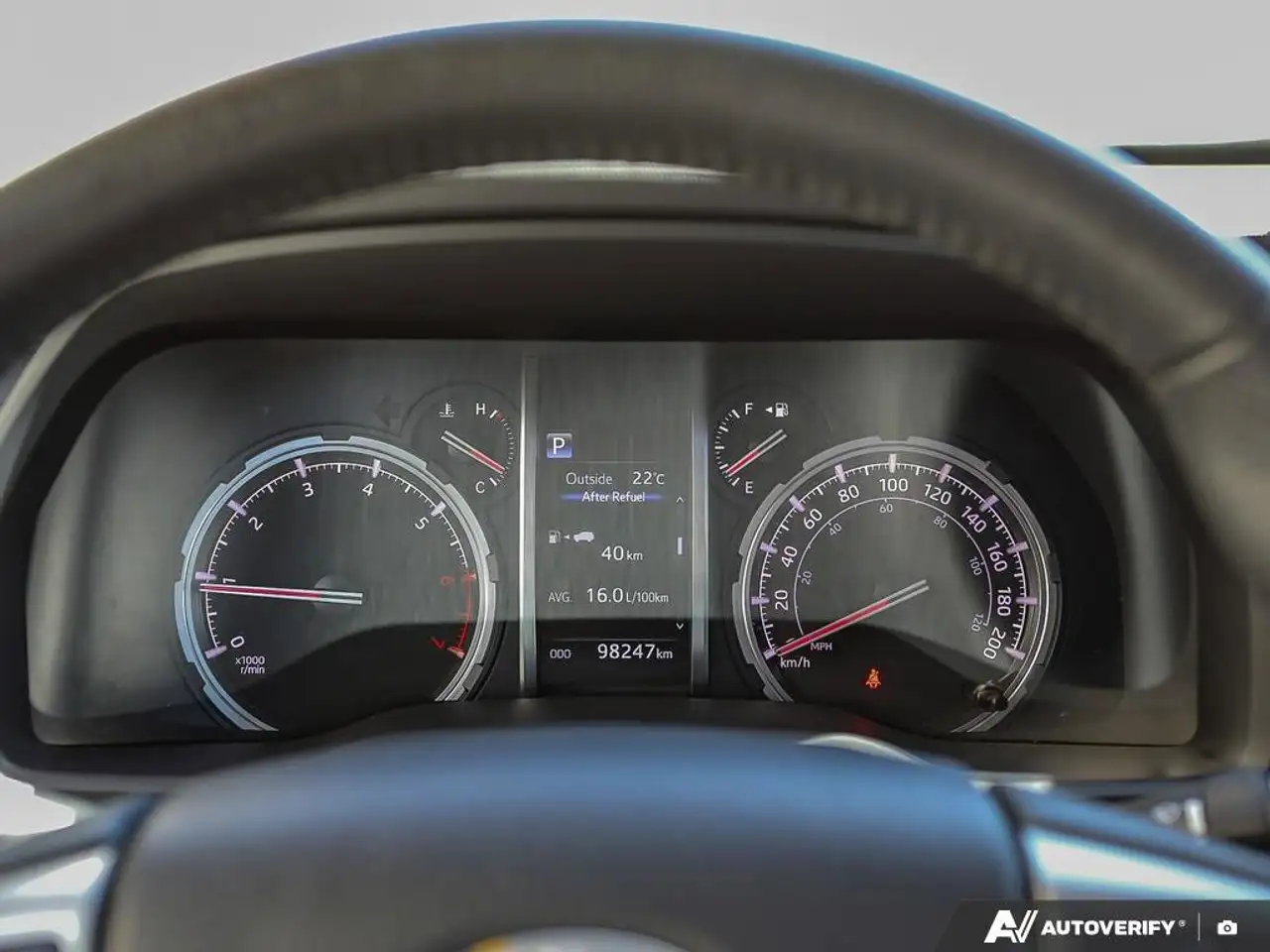 Toyota 4-Runner снимка Toyota 4-Runner