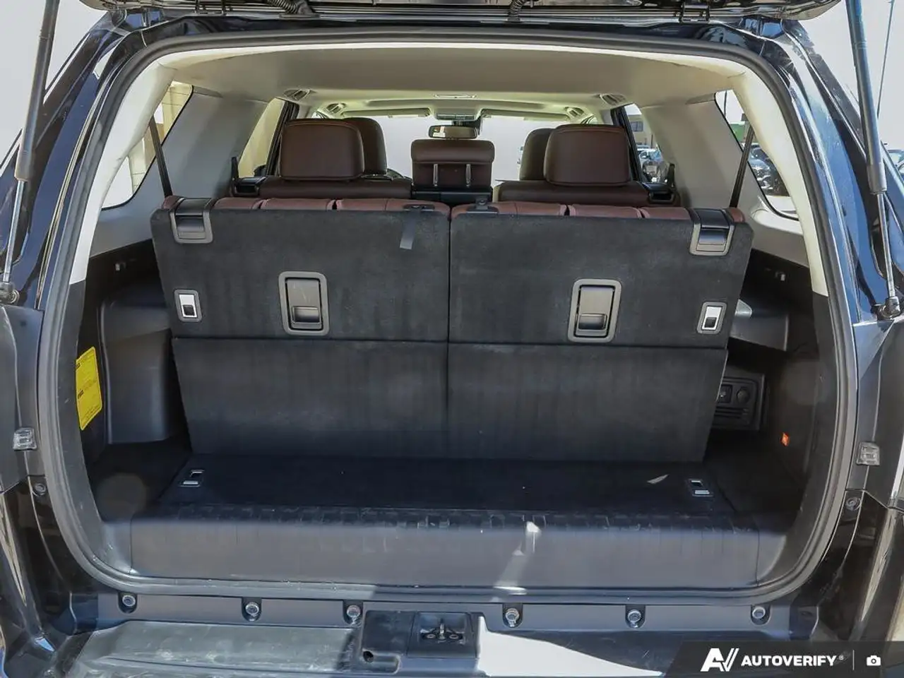 Toyota 4-Runner снимка Toyota 4-Runner