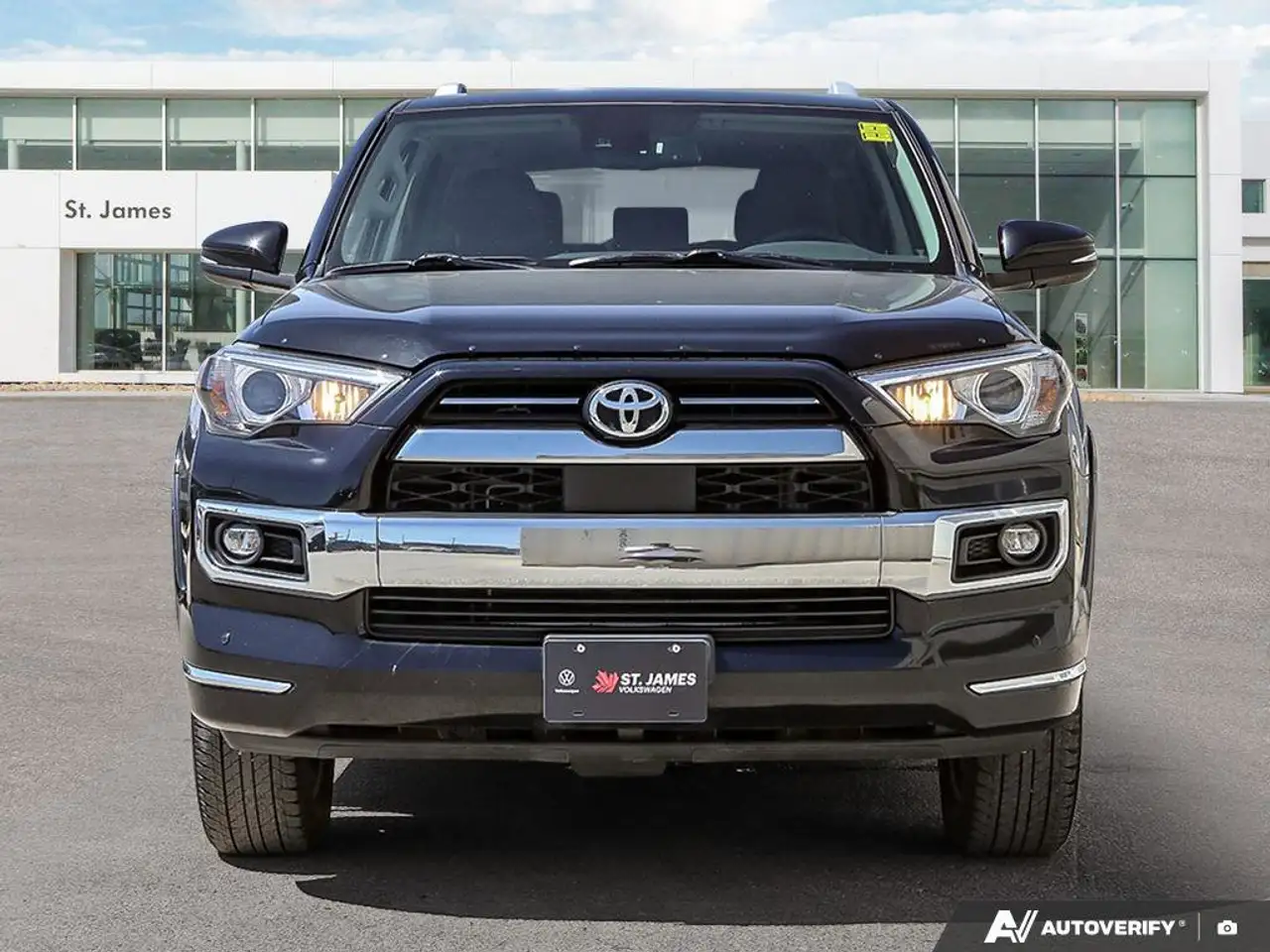 Toyota 4-Runner снимка Toyota 4-Runner