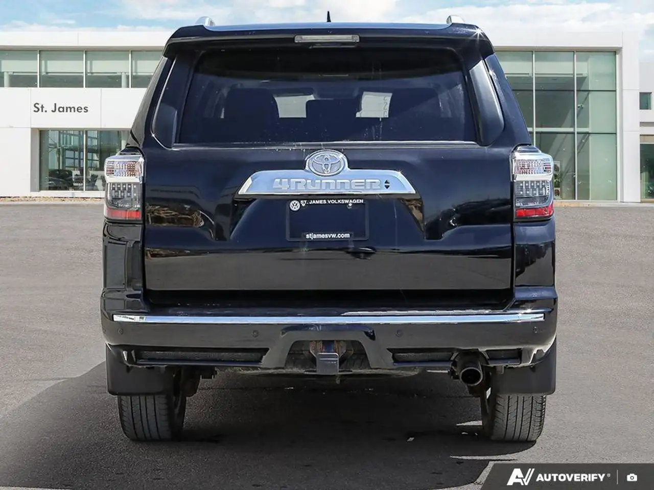 Toyota 4-Runner снимка Toyota 4-Runner