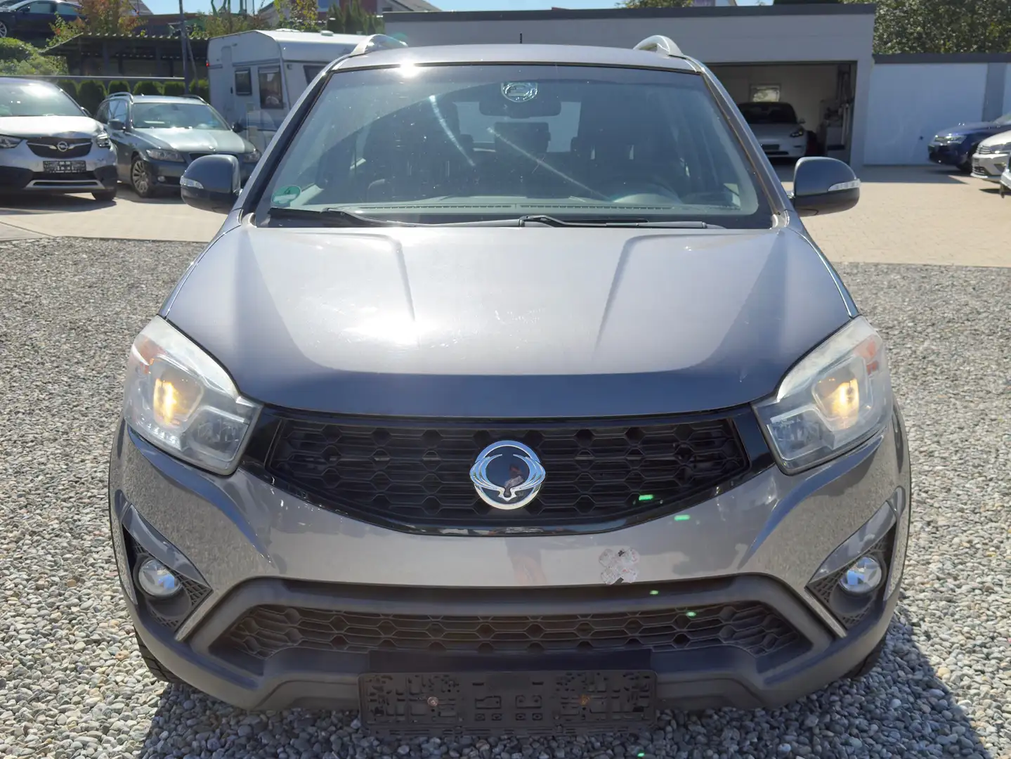 SsangYong Korando Crystal 4x2 Grau - 2