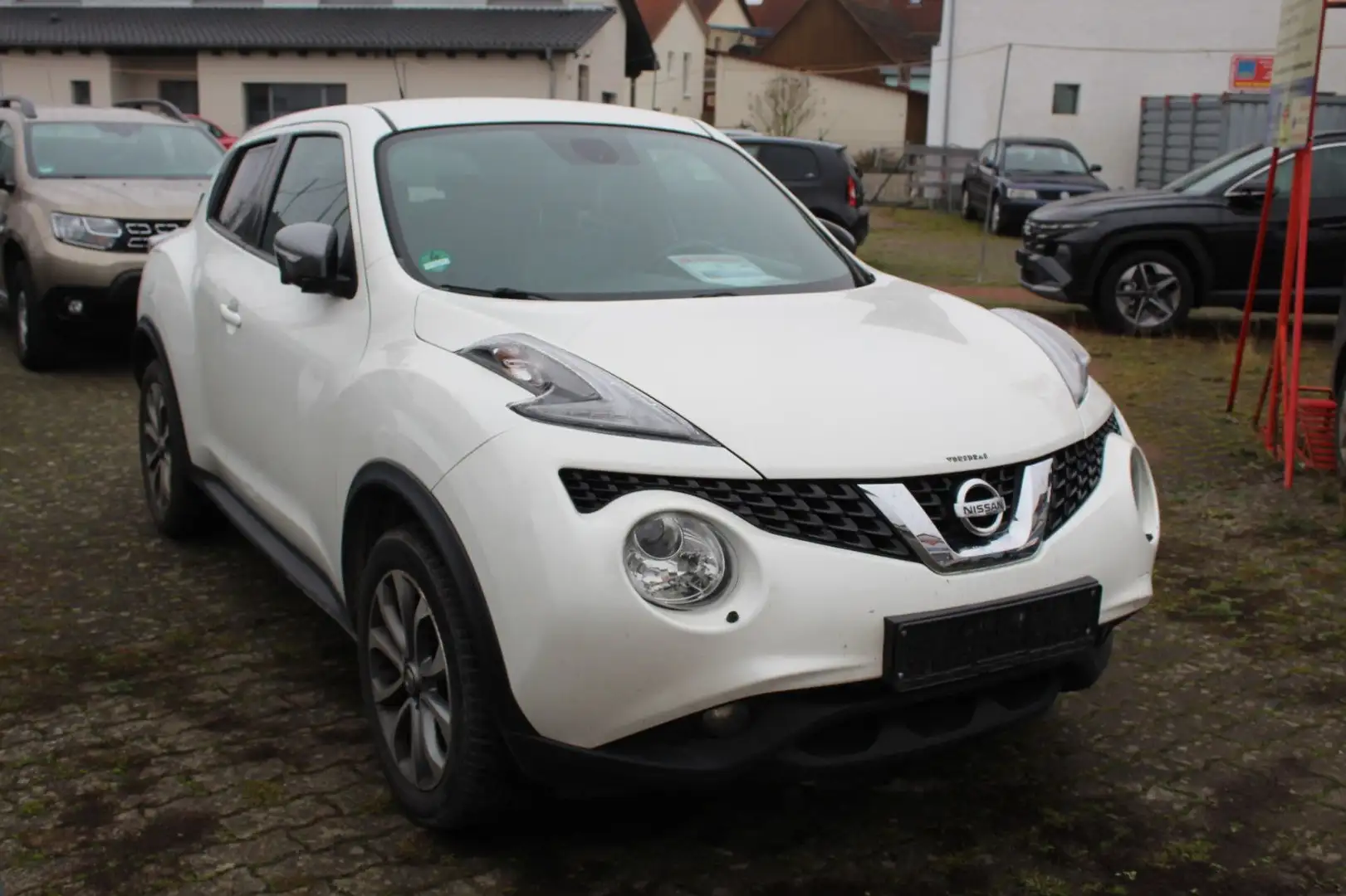 Nissan Juke Tekna Weiß - 1