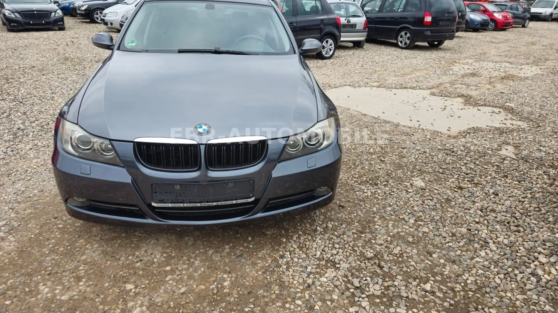 BMW 325 i Grau - 2