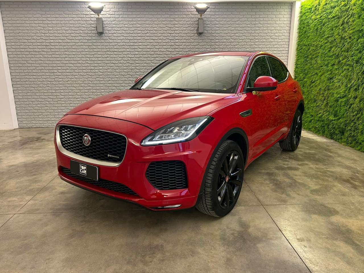 Jaguar E-Pace 2.0i4R-DynamicAwd 249cv PROMO DICEMBRE 2025€445