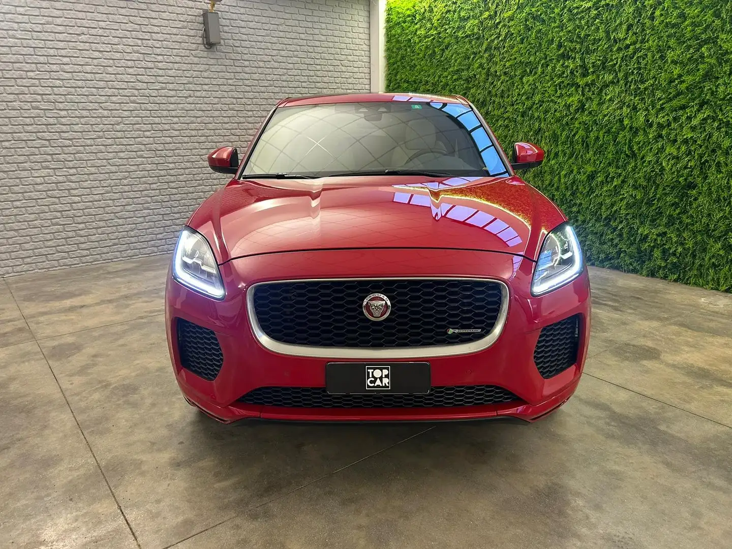 Jaguar E-Pace 2.0i4R-DynamicAwd 249cv PROMO DICEMBRE 2025€445 Rouge - 2
