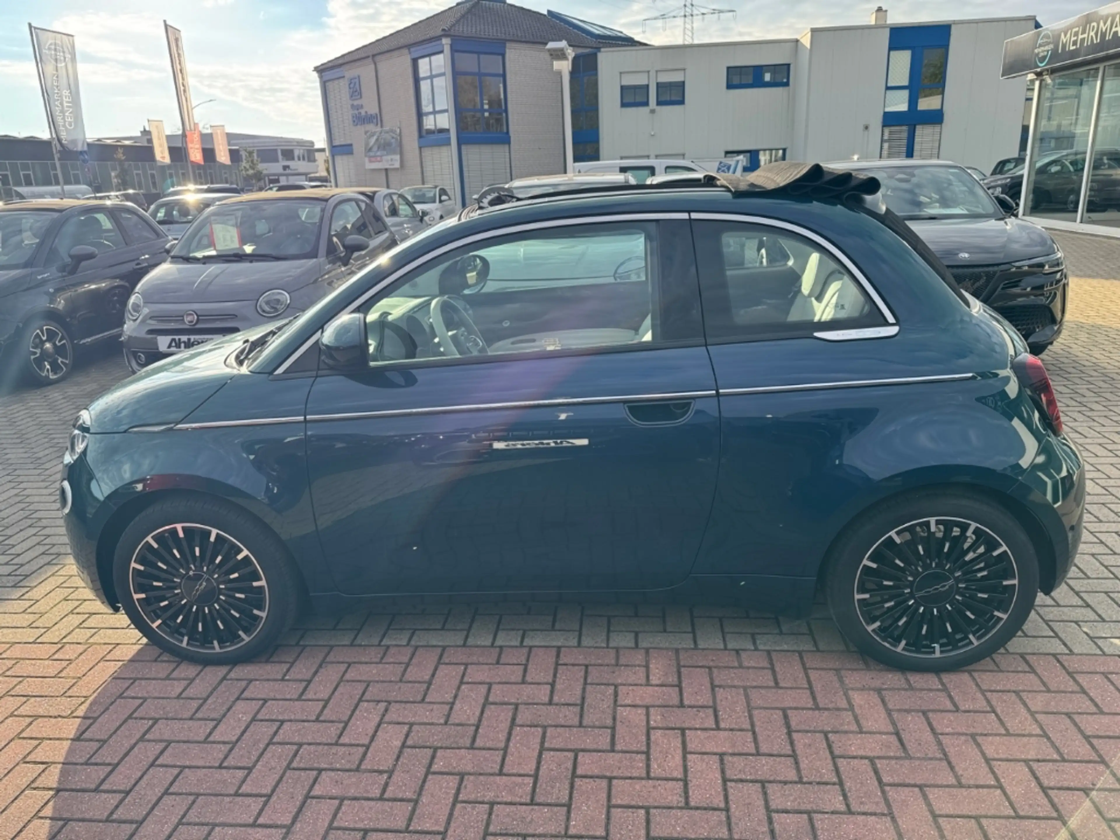 Fiat 500e La Prima By Bocelli+NAVI+JBL+LEDER+ACC+KAMERA — photo 4