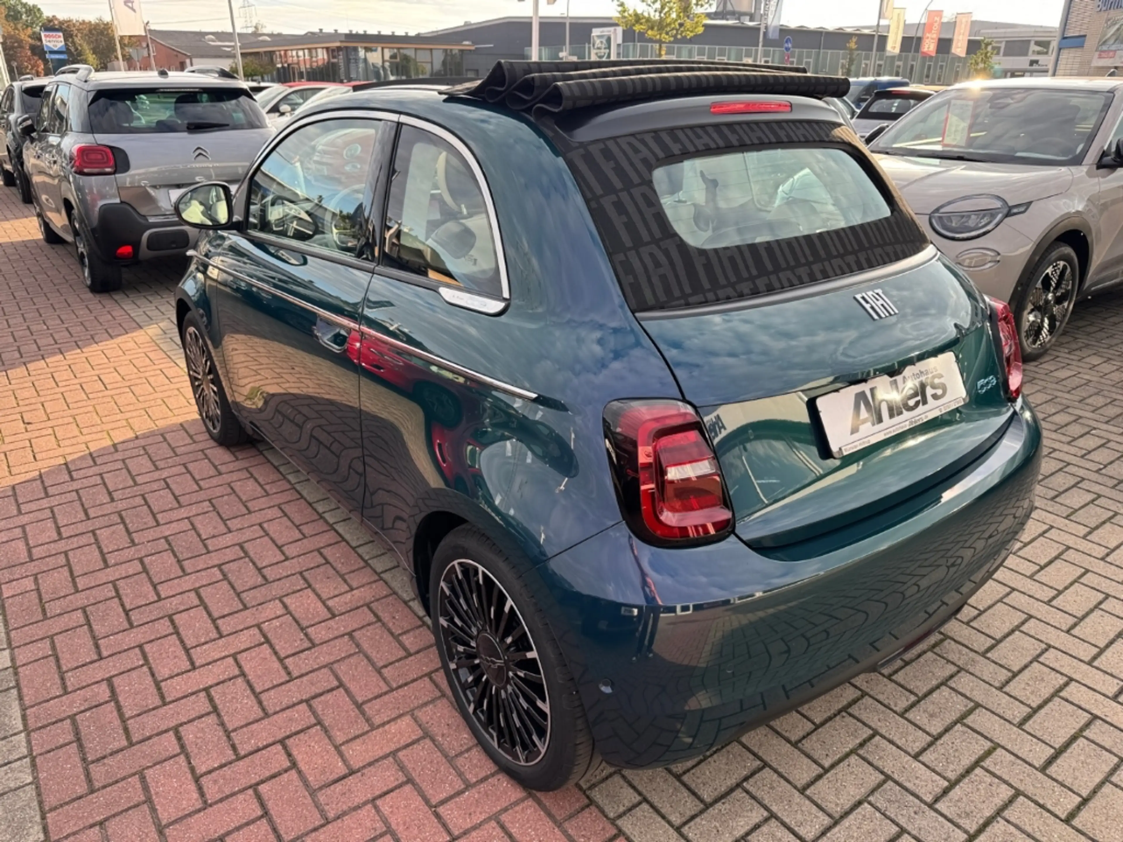 Fiat 500e La Prima By Bocelli+NAVI+JBL+LEDER+ACC+KAMERA — photo 5
