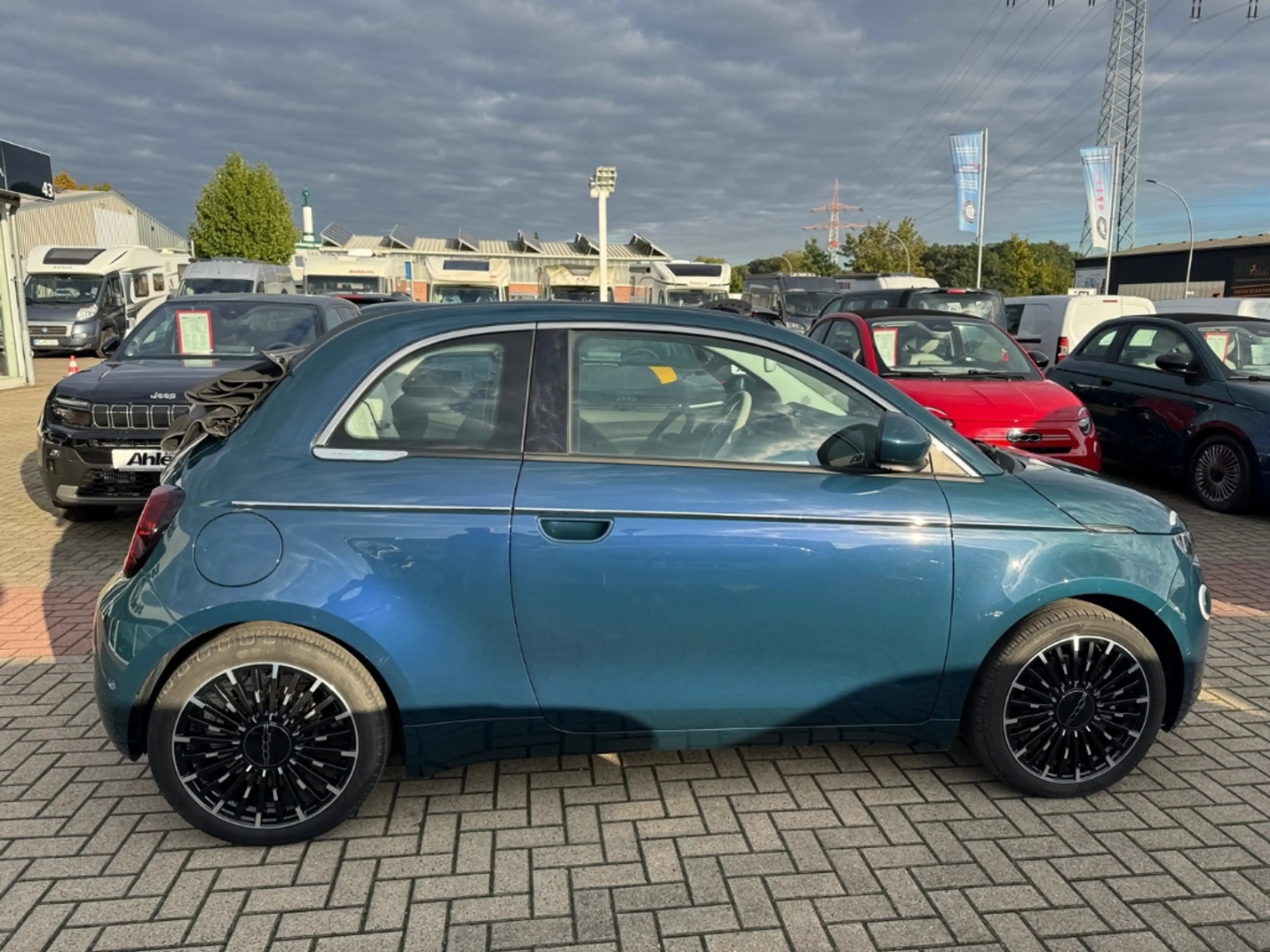 Fiat 500e La Prima By Bocelli+NAVI+JBL+LEDER+ACC+KAMERA — photo 9
