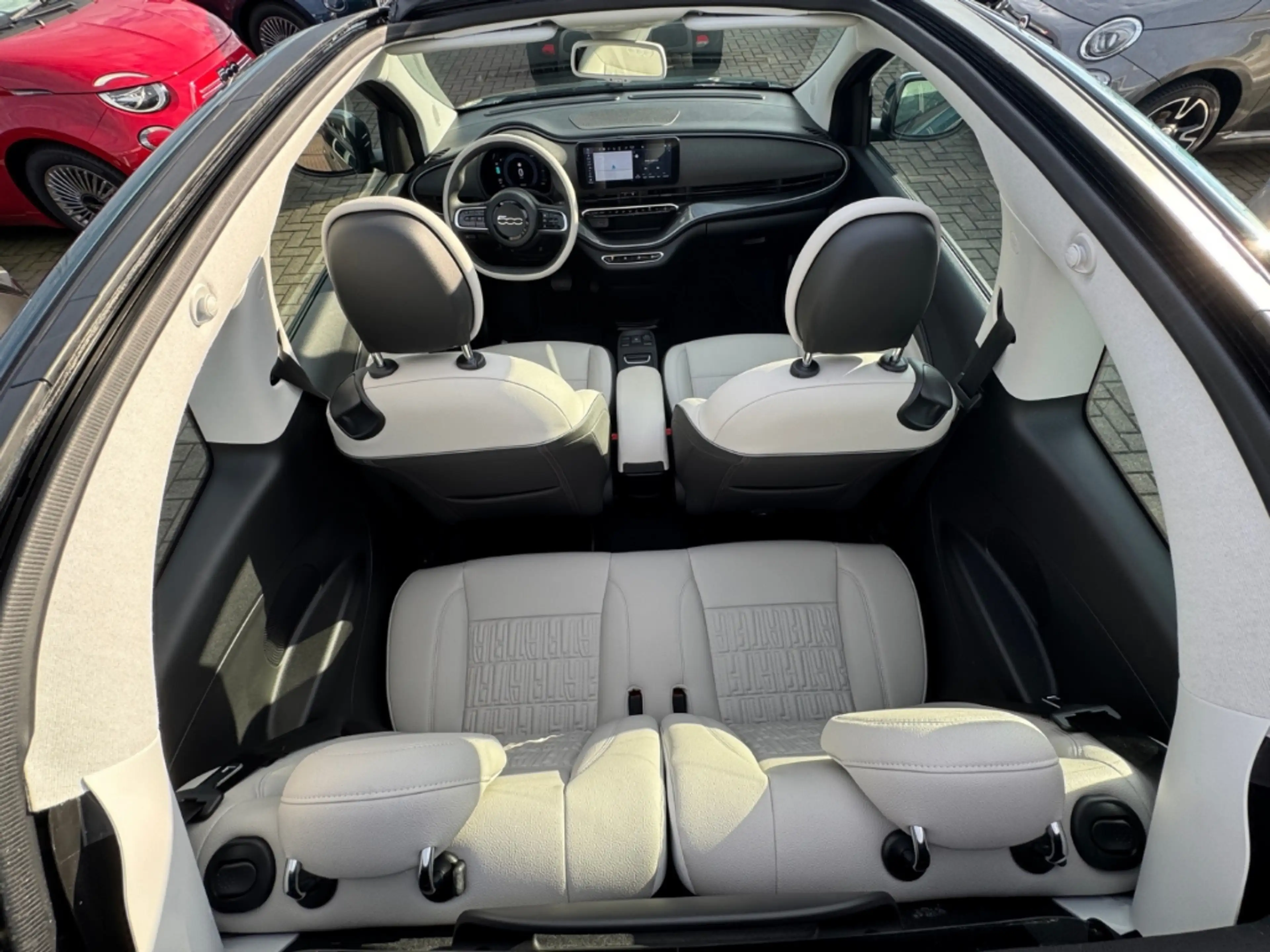 Fiat 500e La Prima By Bocelli+NAVI+JBL+LEDER+ACC+KAMERA — photo 10