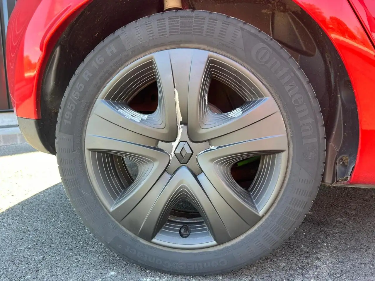 Renault Clio Citadine 5 portes — photo 30