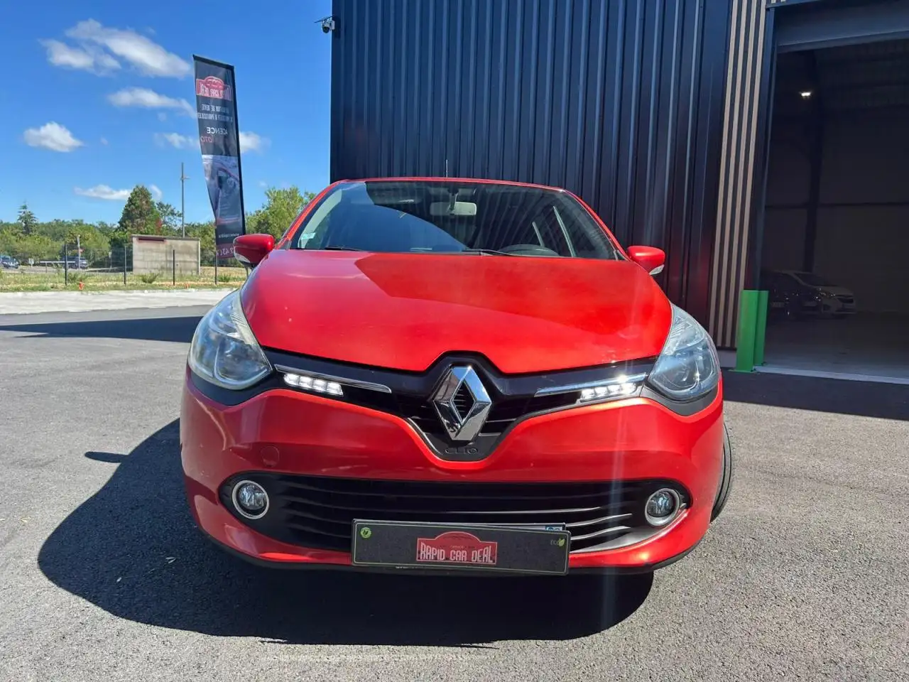 Renault Clio Citadine 5 portes — photo 3