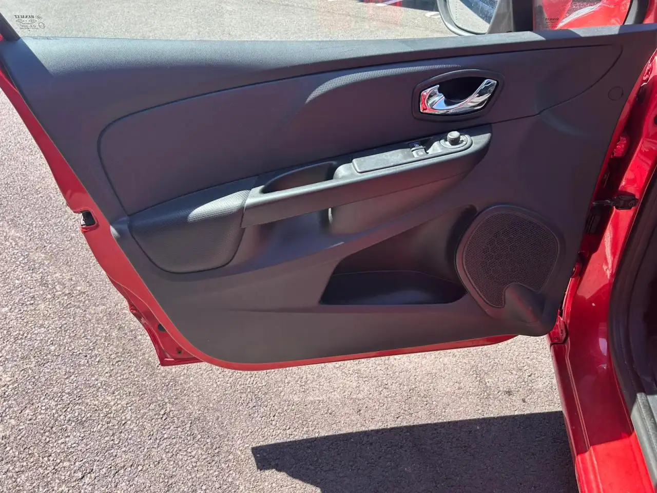 Renault Clio Citadine 5 portes — photo 15