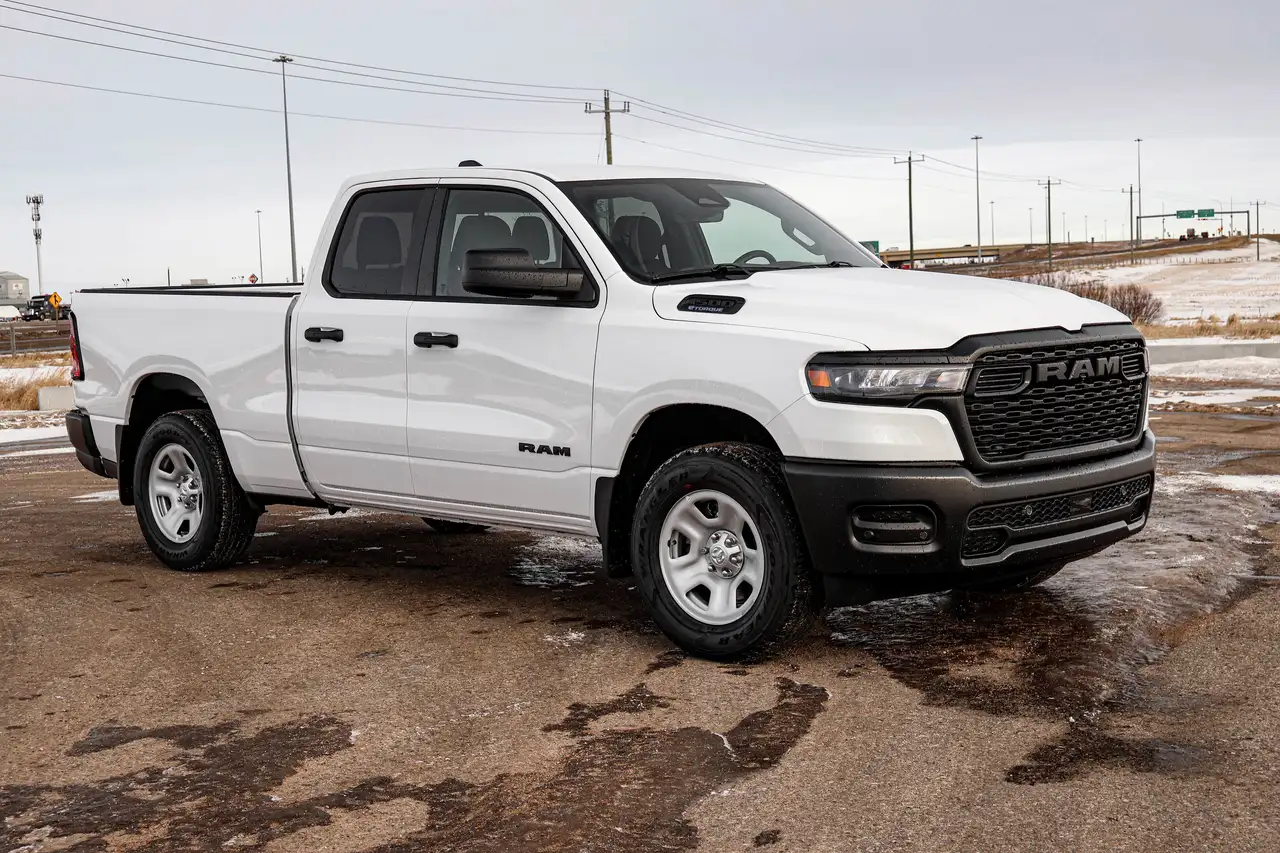 RAM 1500 снимка RAM 1500