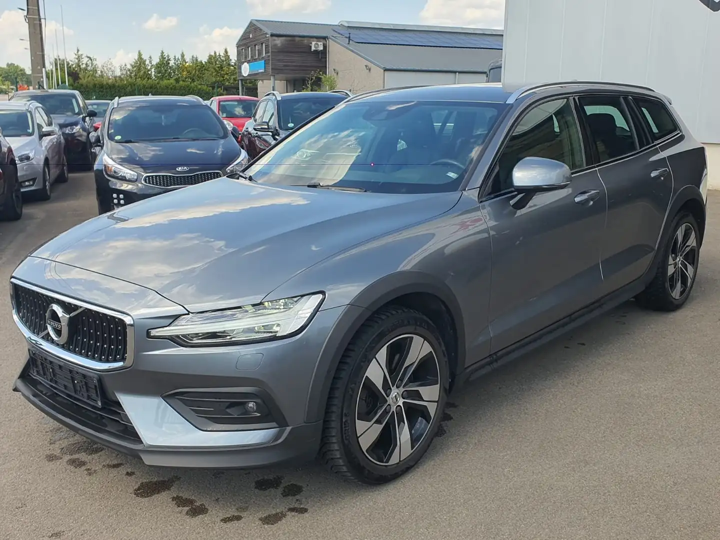 Volvo V60 Cross Country V60 Cross Country 2.0 D3 AWD Pro Geartronic Gris - 1