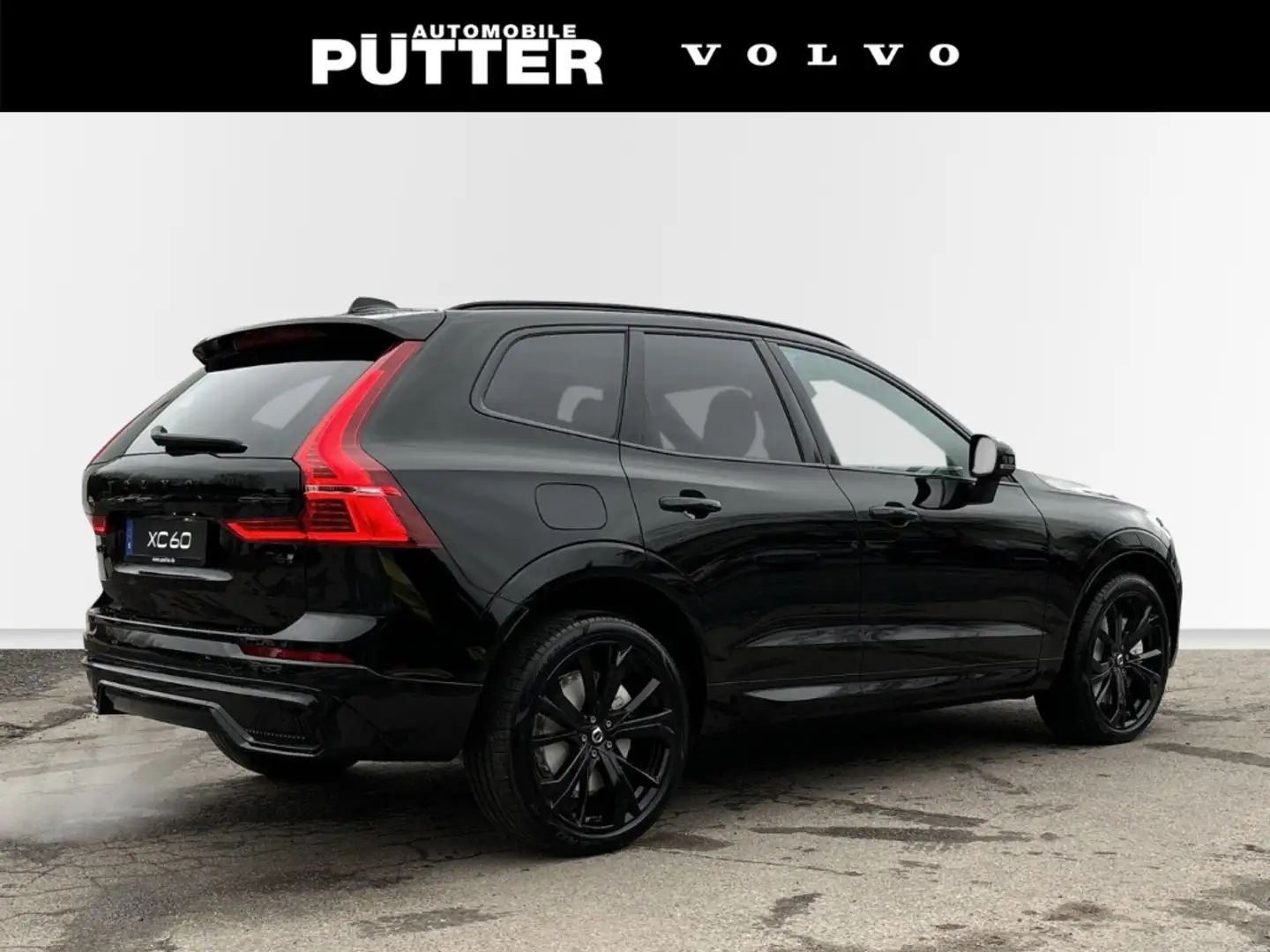 Volvo XC60 Recharge T6 AWD Plus Black Edition 21'' StandHZG A Noir - 2